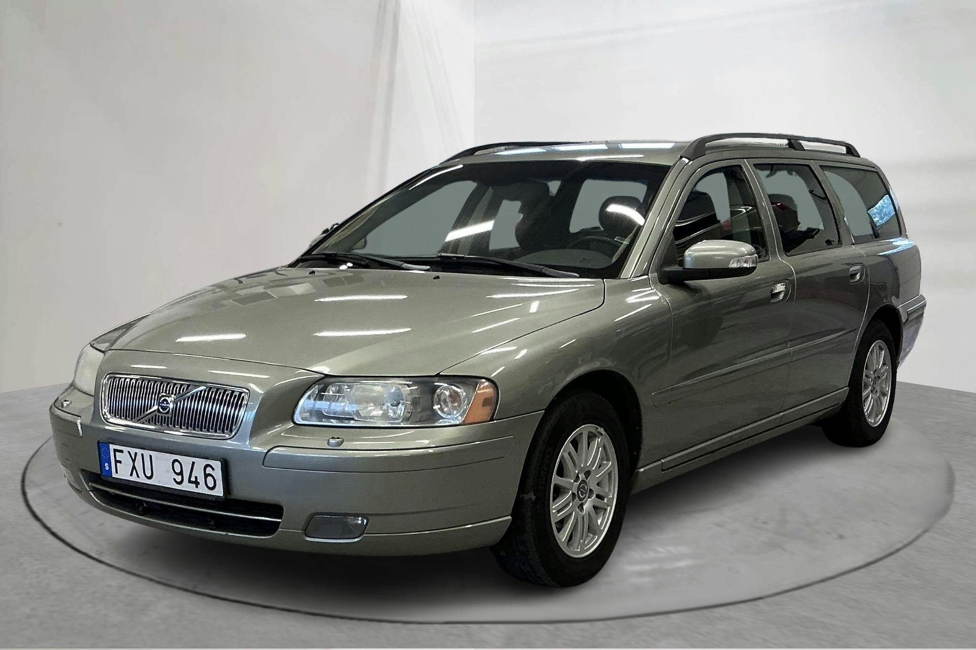 Volvo V70 2.4 (170hk) - 234 090 km - Automaatne - Light Green - 2008
