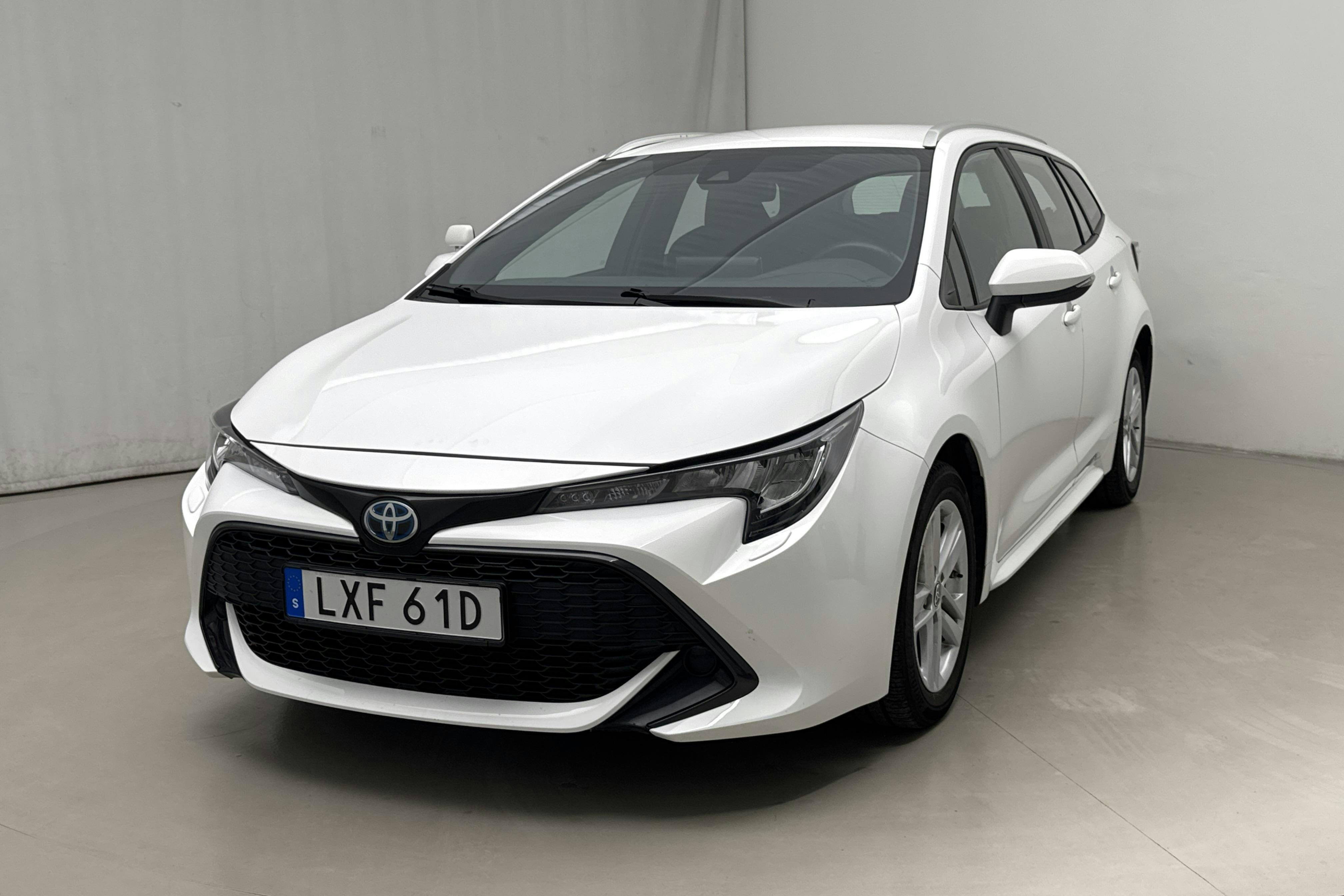Toyota Corolla 1.8 Hybrid Touring Sports (122hk) - 53 800 km - Automatic - white - 2022