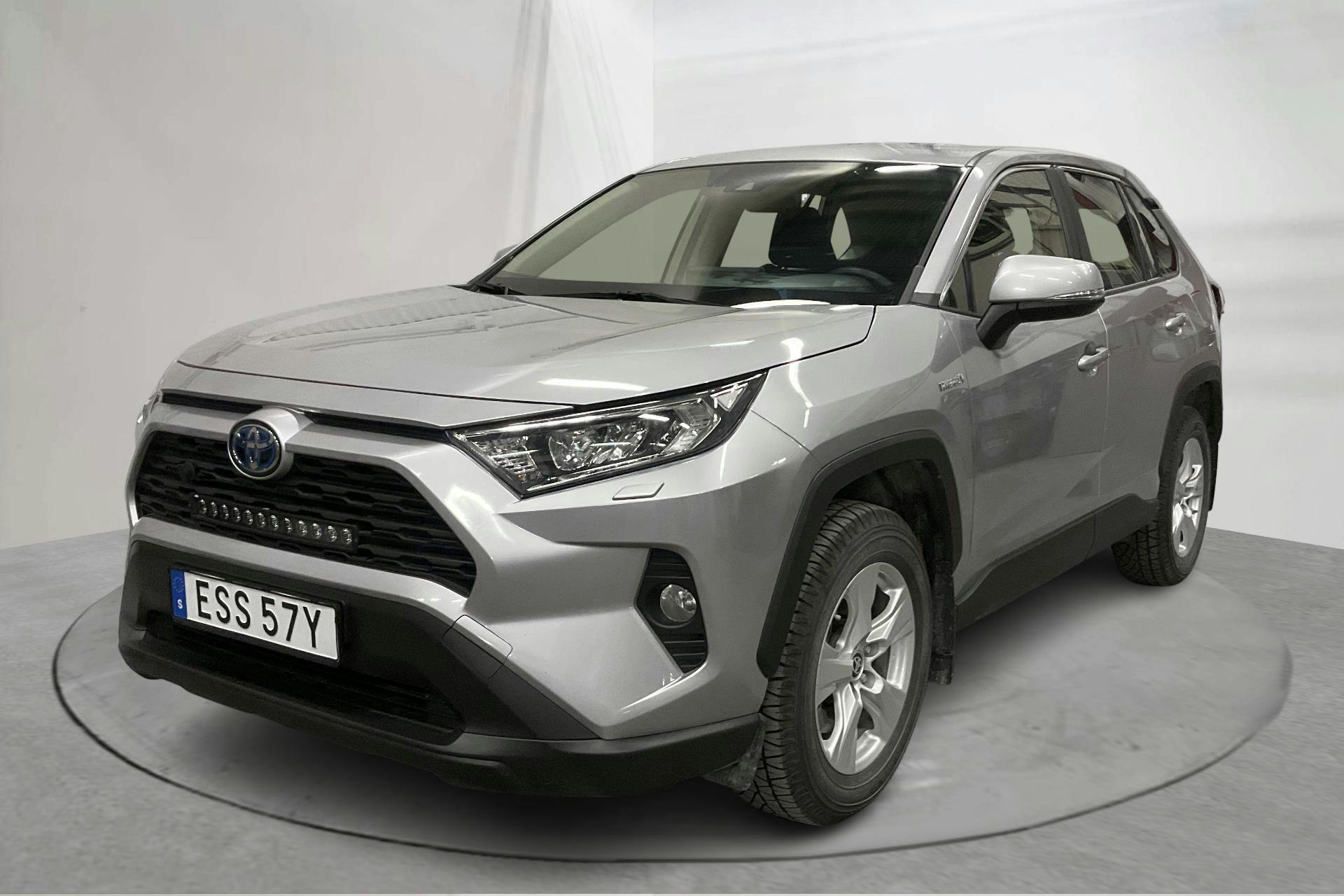 Toyota RAV4 2.5 HSD AWD (222hk) - 82 740 km - Automatyczna - srebro - 2020