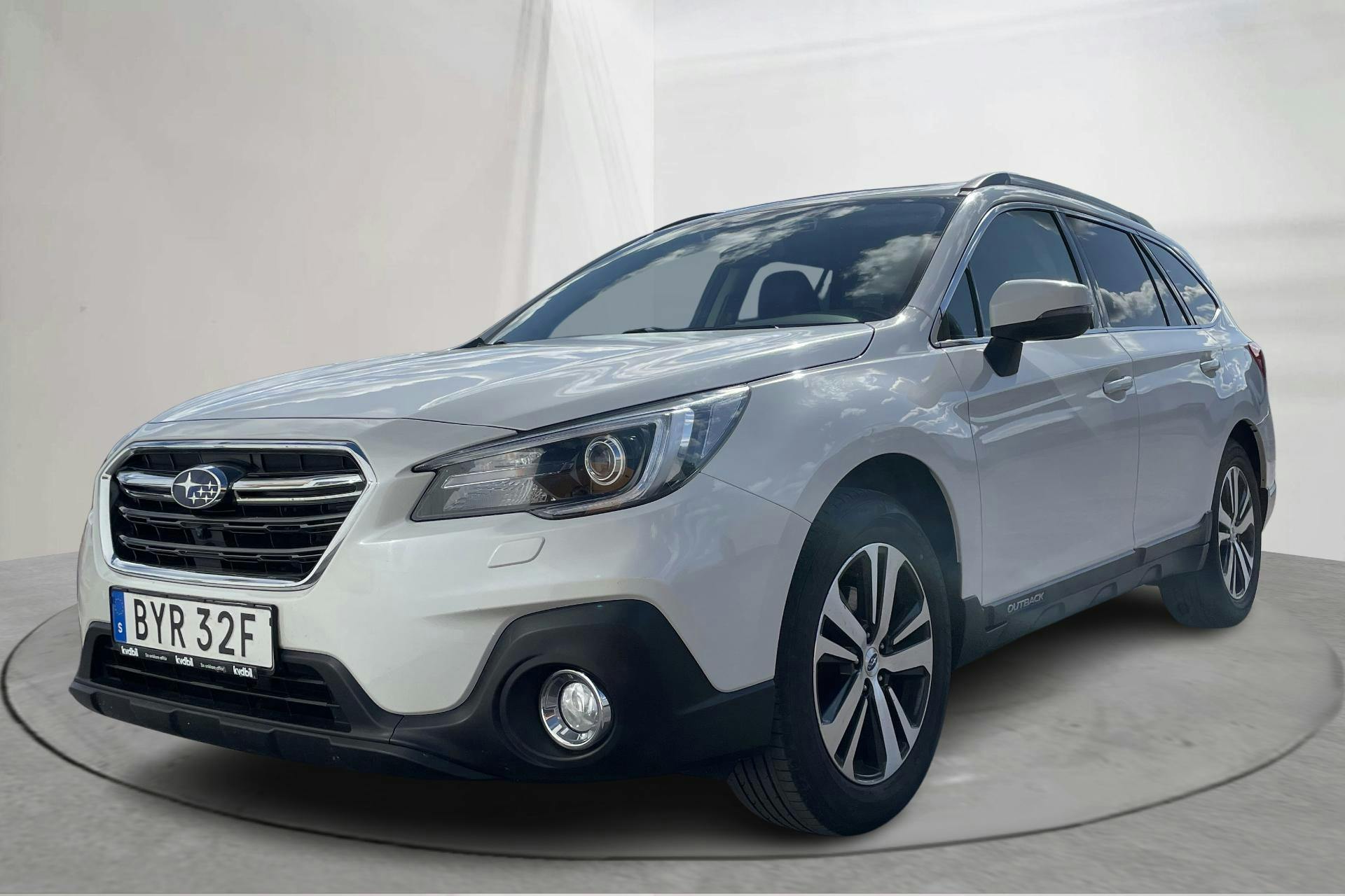 Subaru Outback 2.5i 4WD (175hk) - 98 700 km - Automatic - white - 2020
