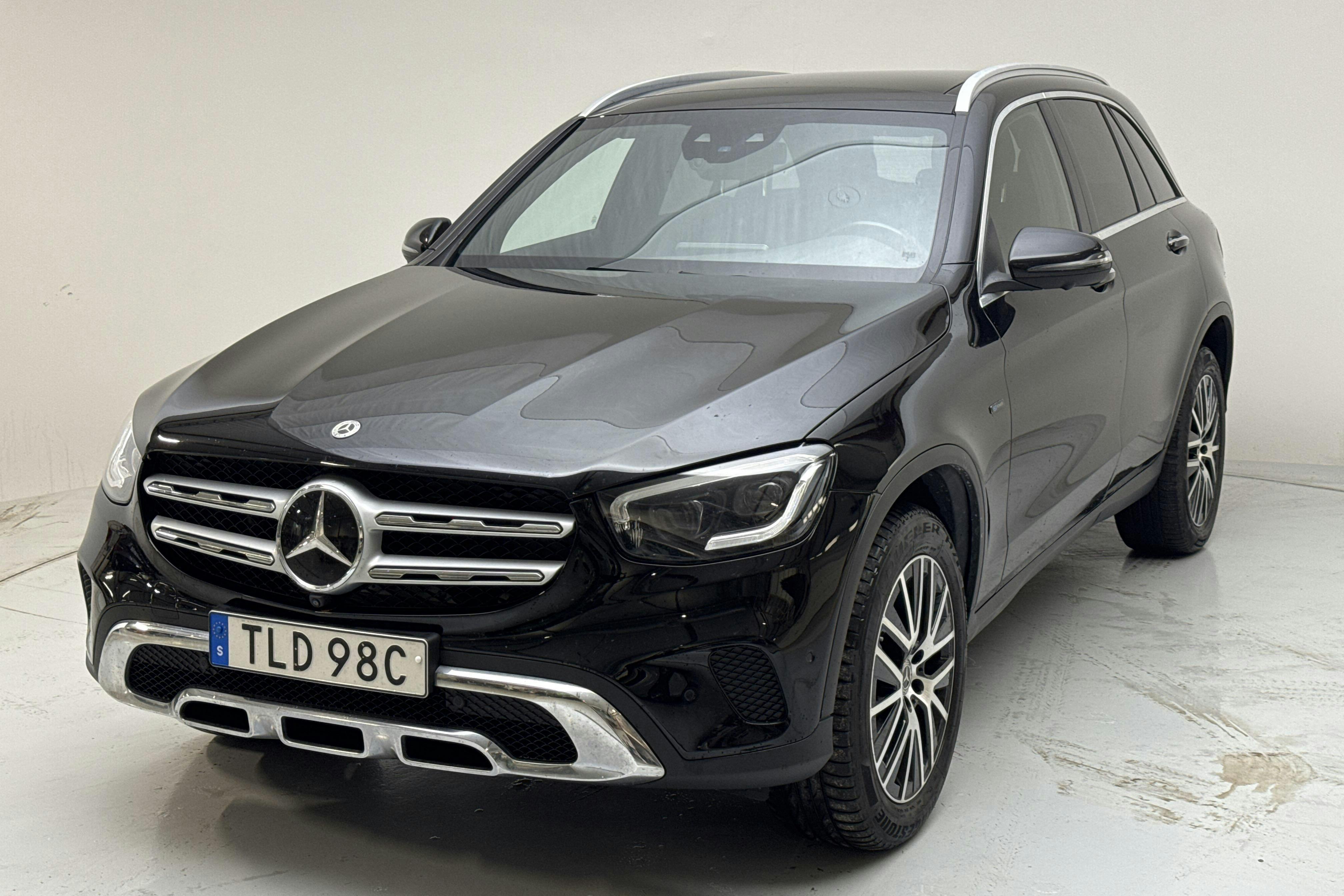 Mercedes GLC 300 e 4MATIC X253 (333hk) - 221 000 km - Automatyczna - czarny - 2021