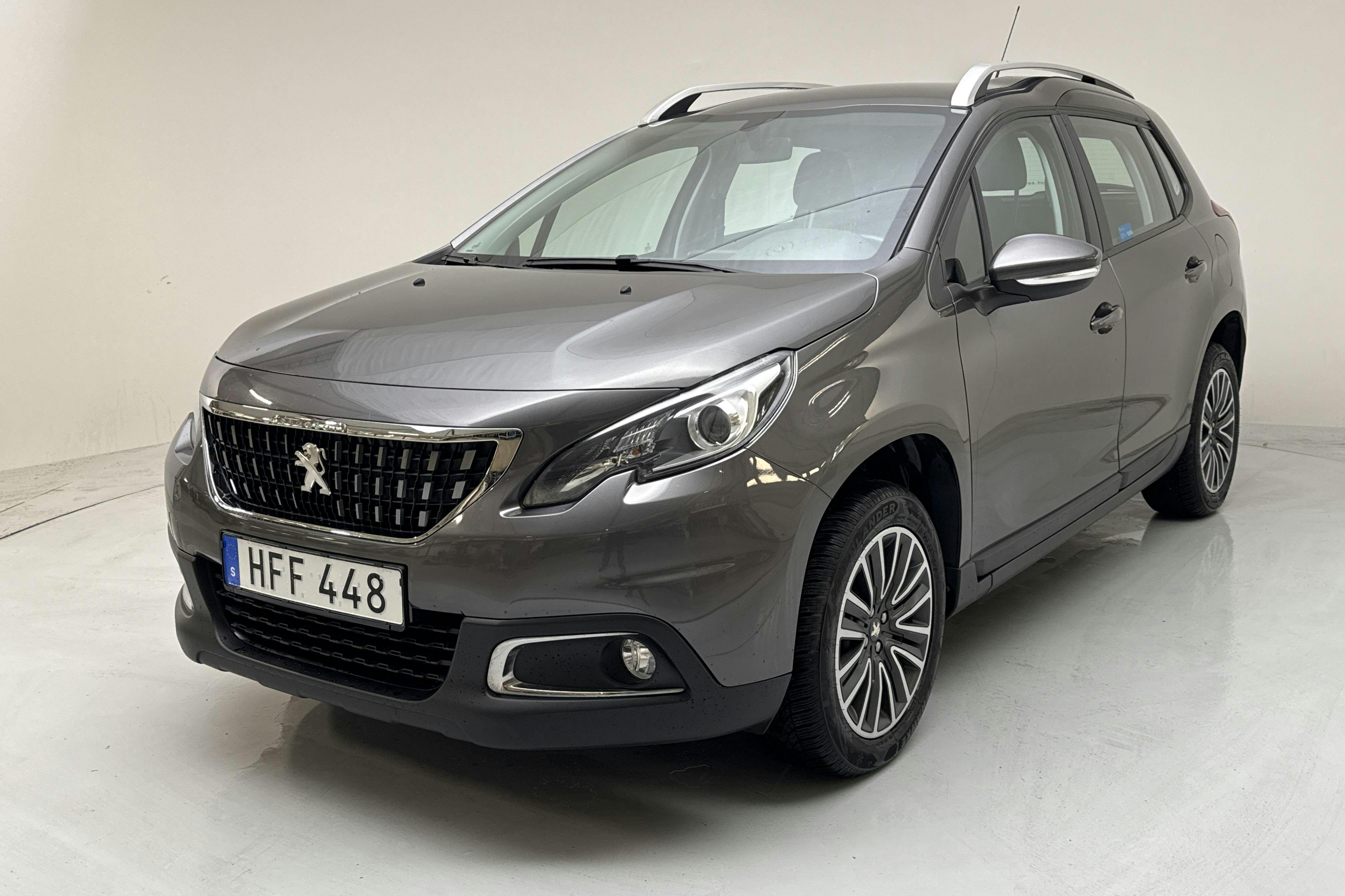 Peugeot 2008 1.2 VTi (82hk) - 99 130 km - Manual - Dark Grey - 2017
