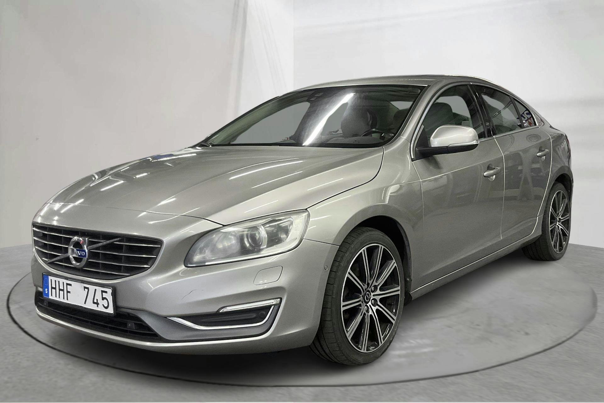 Volvo S60 D4 (181hk) - 189 420 km - Manualna - Light Brown - 2014