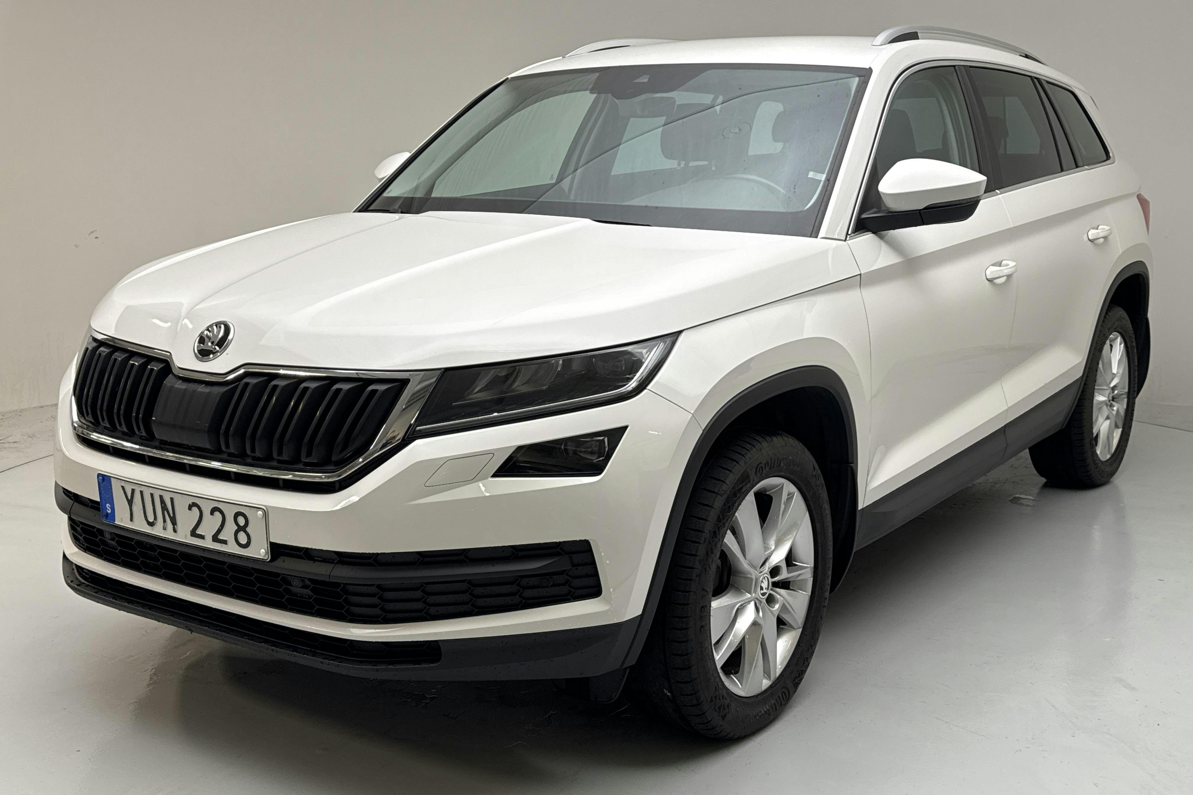 Skoda Kodiaq 2.0 TDI 4X4 (190hk) - 228 450 km - Automaatne - valge - 2019