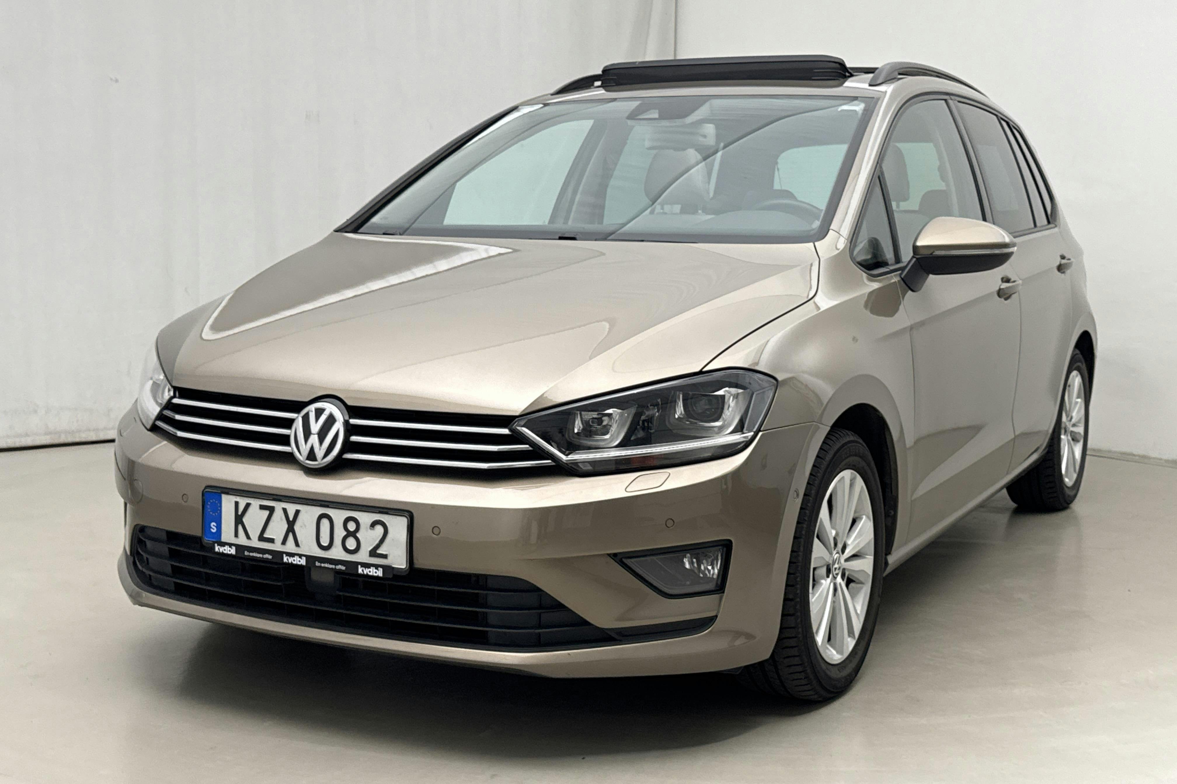VW Golf VII 1.2 TSI BlueMotion Technology Sportsvan (110hk) - 103 110 km - Automaatne - Light Brown - 2016
