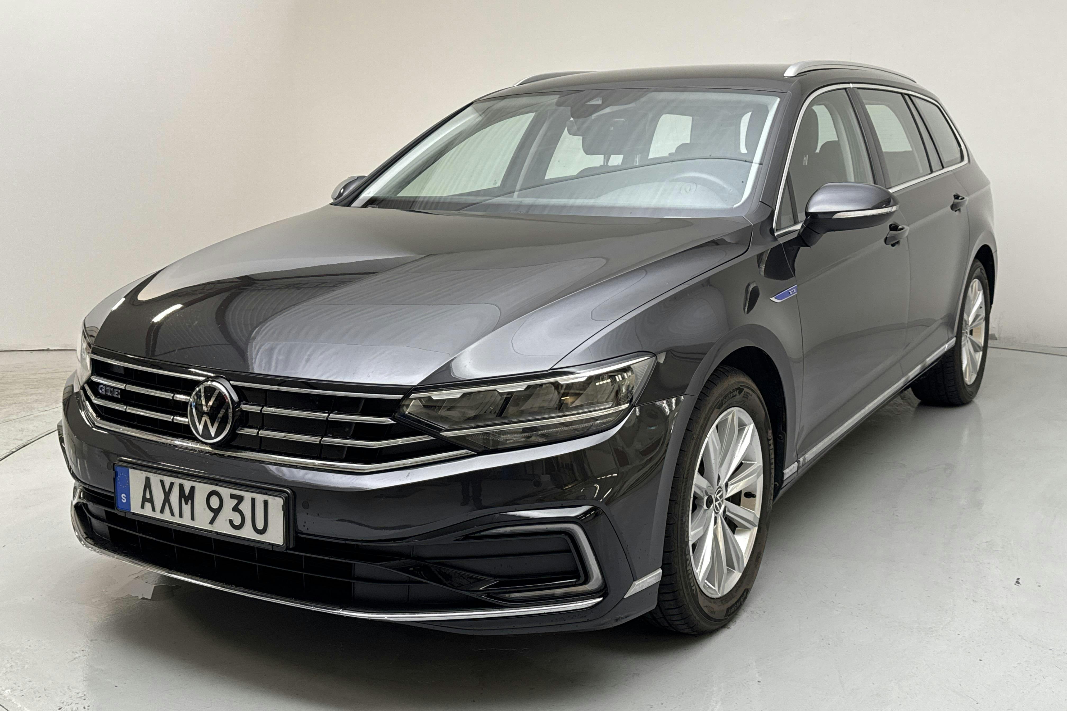 VW Passat 1.4 GTE Sportscombi (218hk) - 17 570 km - Automatic - Dark Grey - 2022