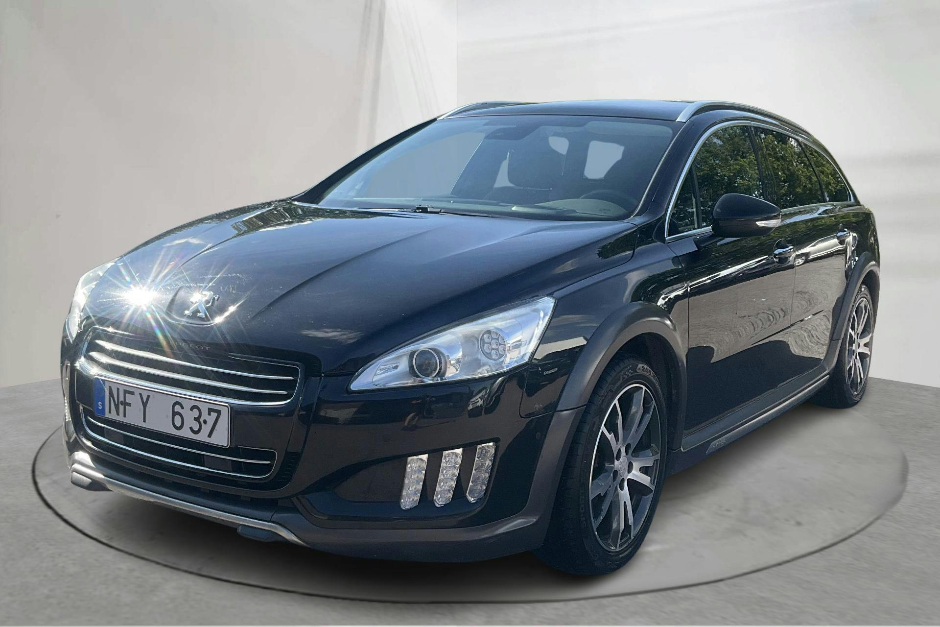 Peugeot 508 Hybrid4 RXH (163hk) - 24 182 mil - Automat - svart - 2012