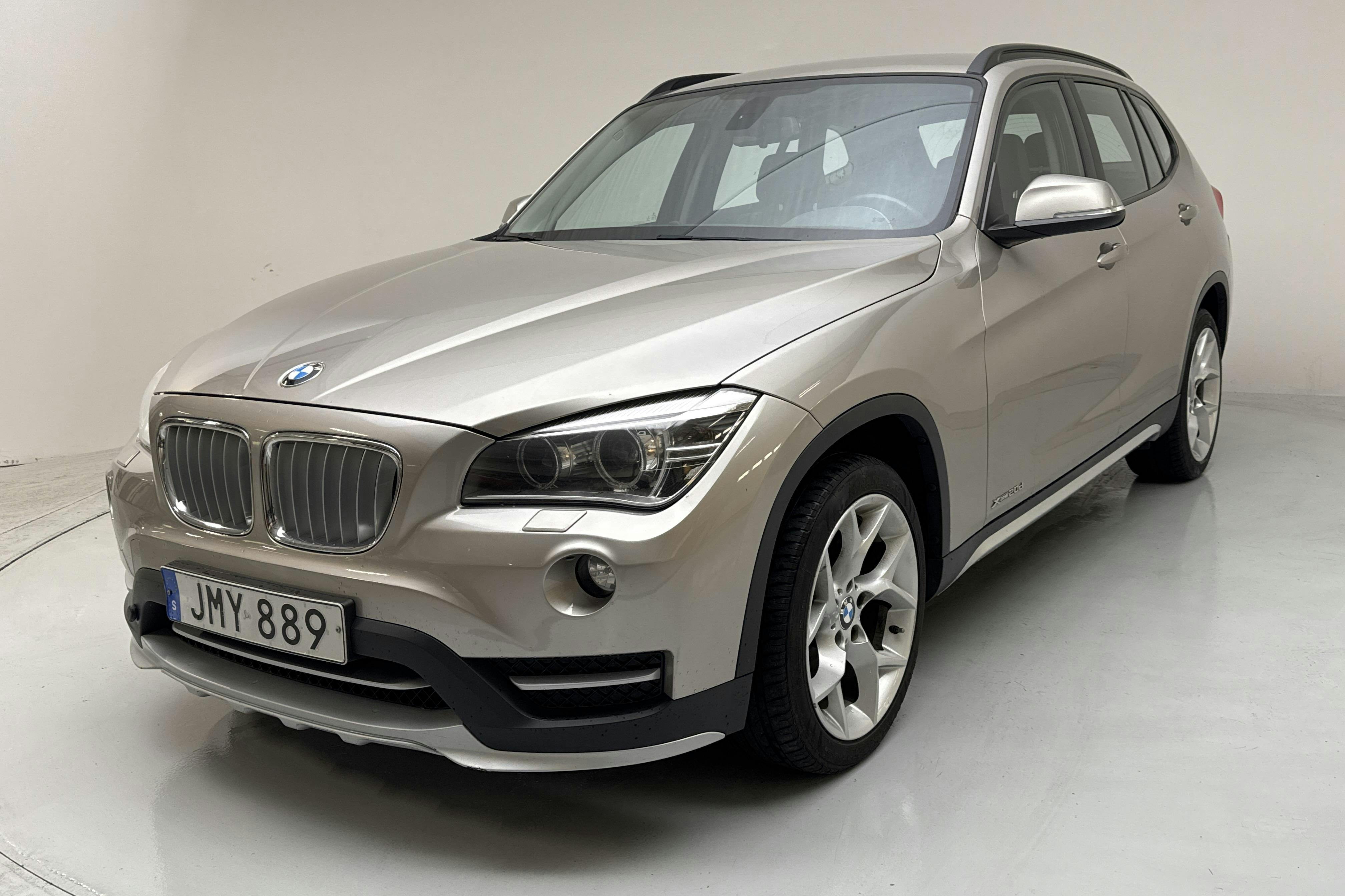 BMW X1 xDrive20d, E84 (184hk) - 150 730 km - Automatic - silver - 2015