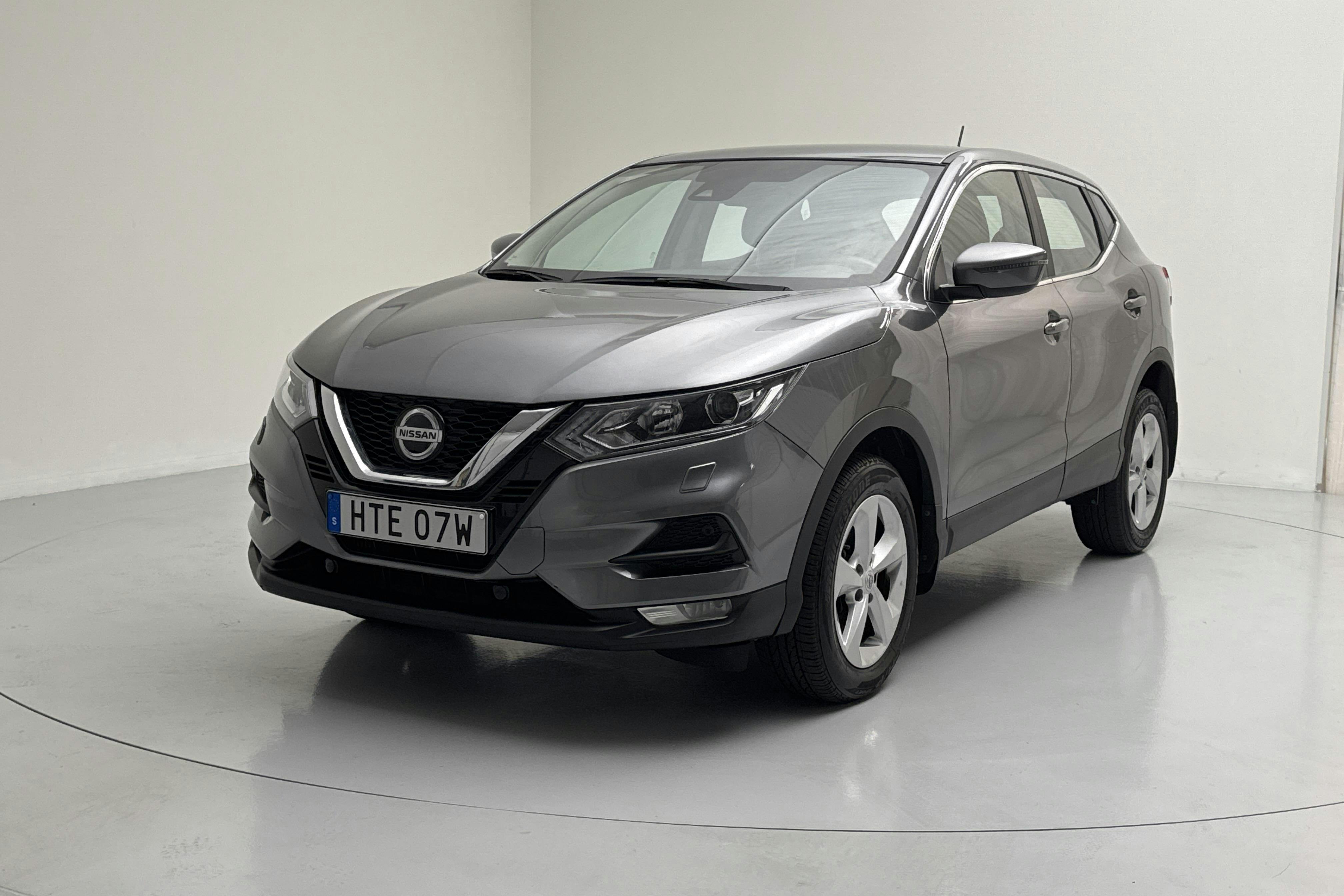 Nissan Qashqai 1.3 DIG-T (160hk) - 73 740 km - Automatic - gray - 2021