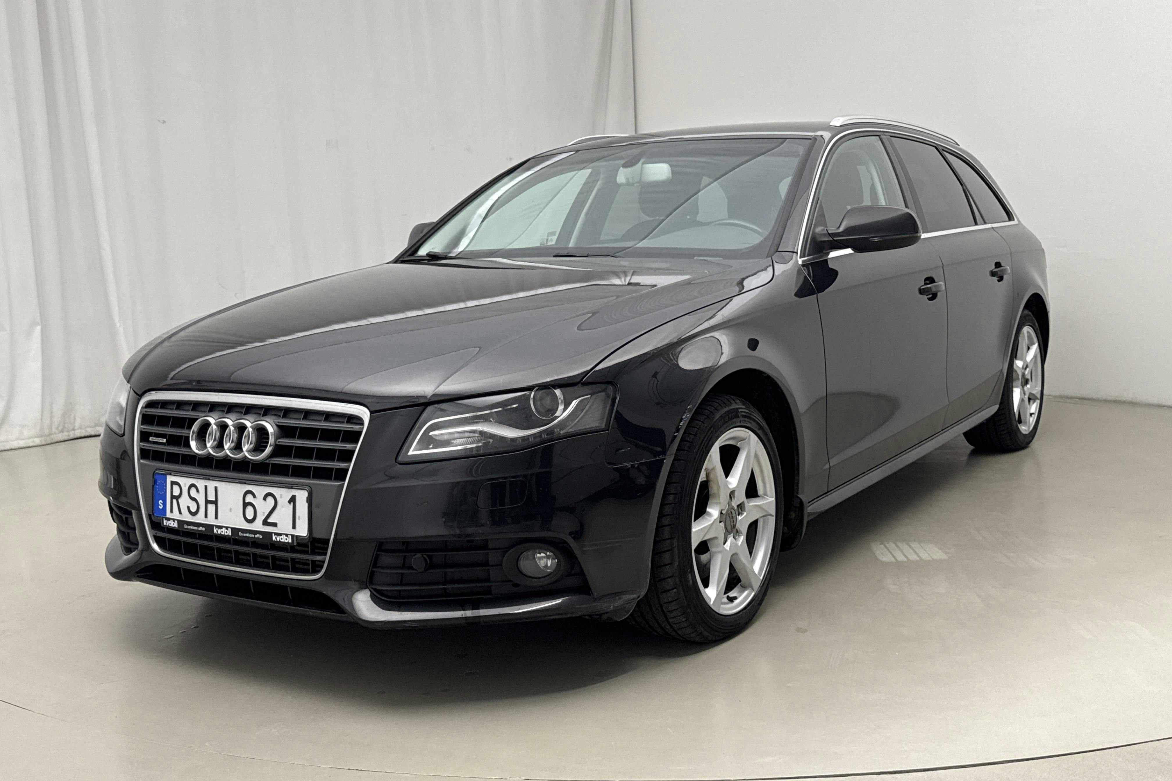 Audi A4 2.0 TDI Avant quattro (170hk) - 185 620 km - Manualna - czarny - 2011