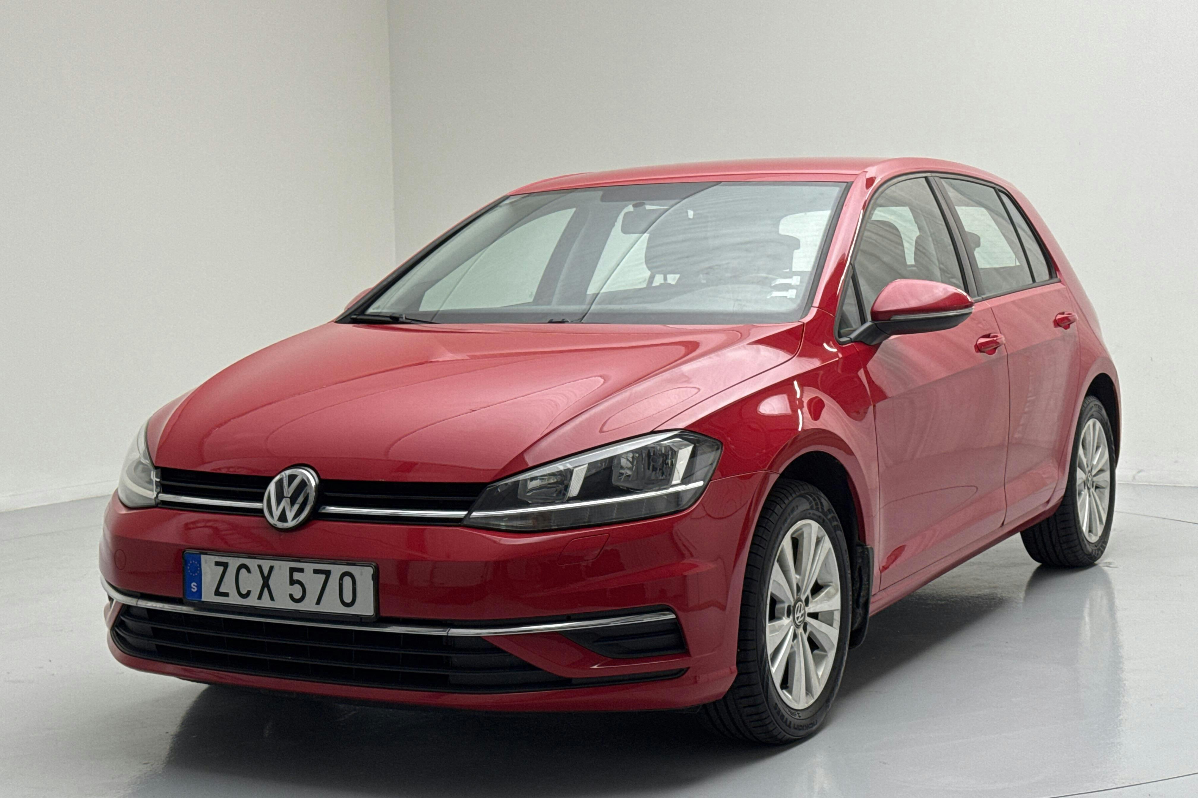 VW Golf VII 1.0 TSI 5dr (110hk) - 103 520 km - Manuaalinen - punainen - 2018
