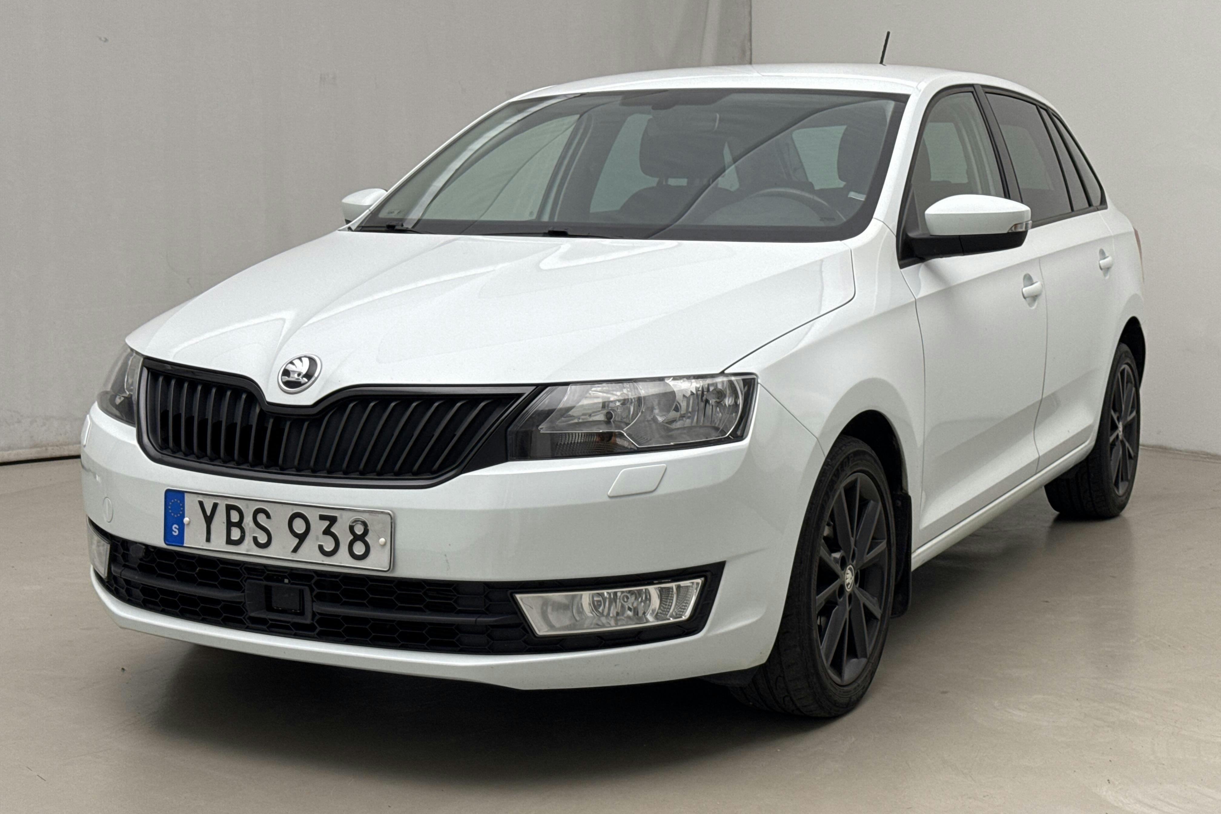 Skoda Rapid 1.2 TSI Spaceback (110hk) - 111 320 km - Manual - white - 2016