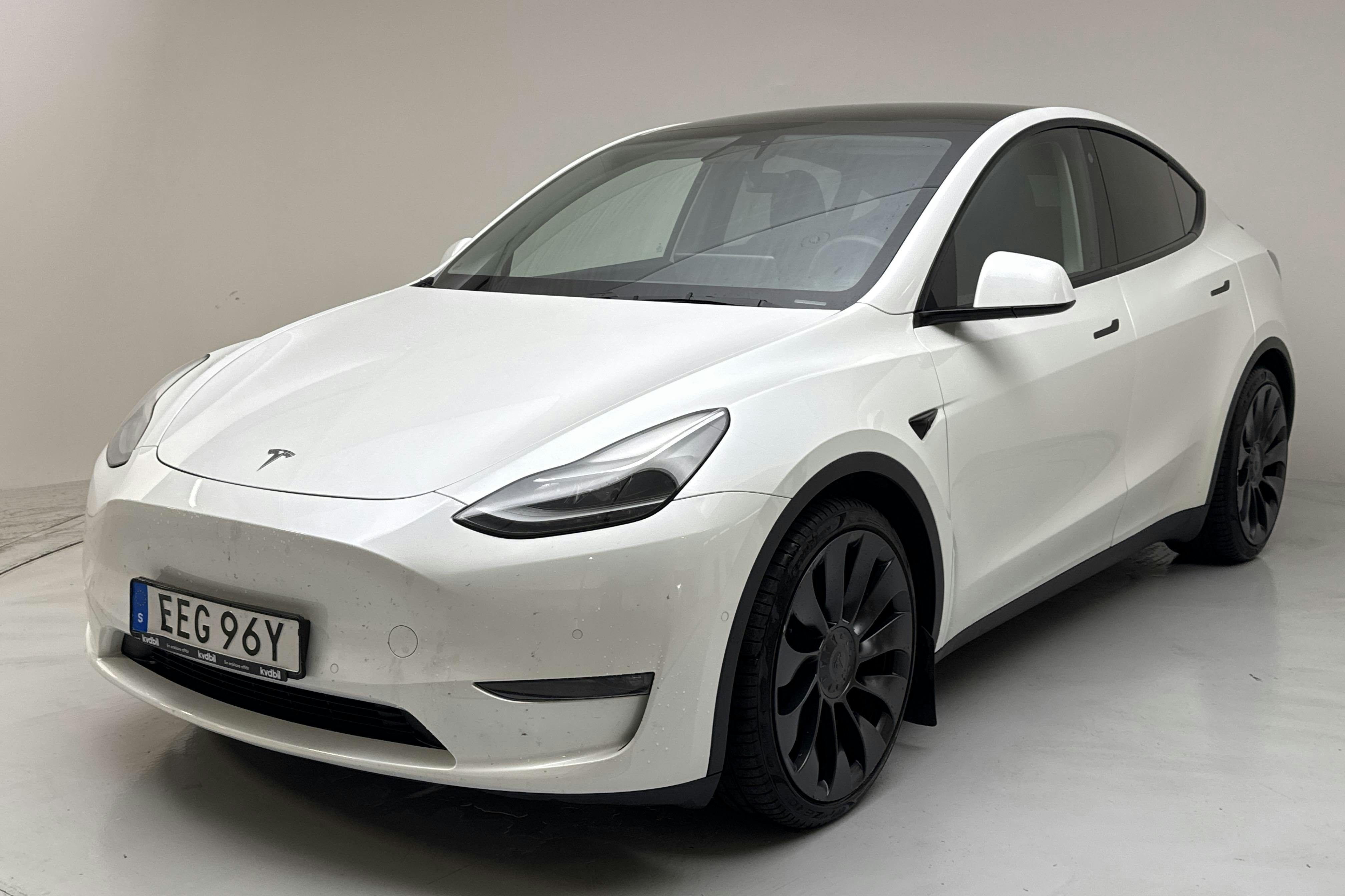Tesla Model Y Performance Dual Motor AWD - 62 460 km - Automaatne - valge - 2022