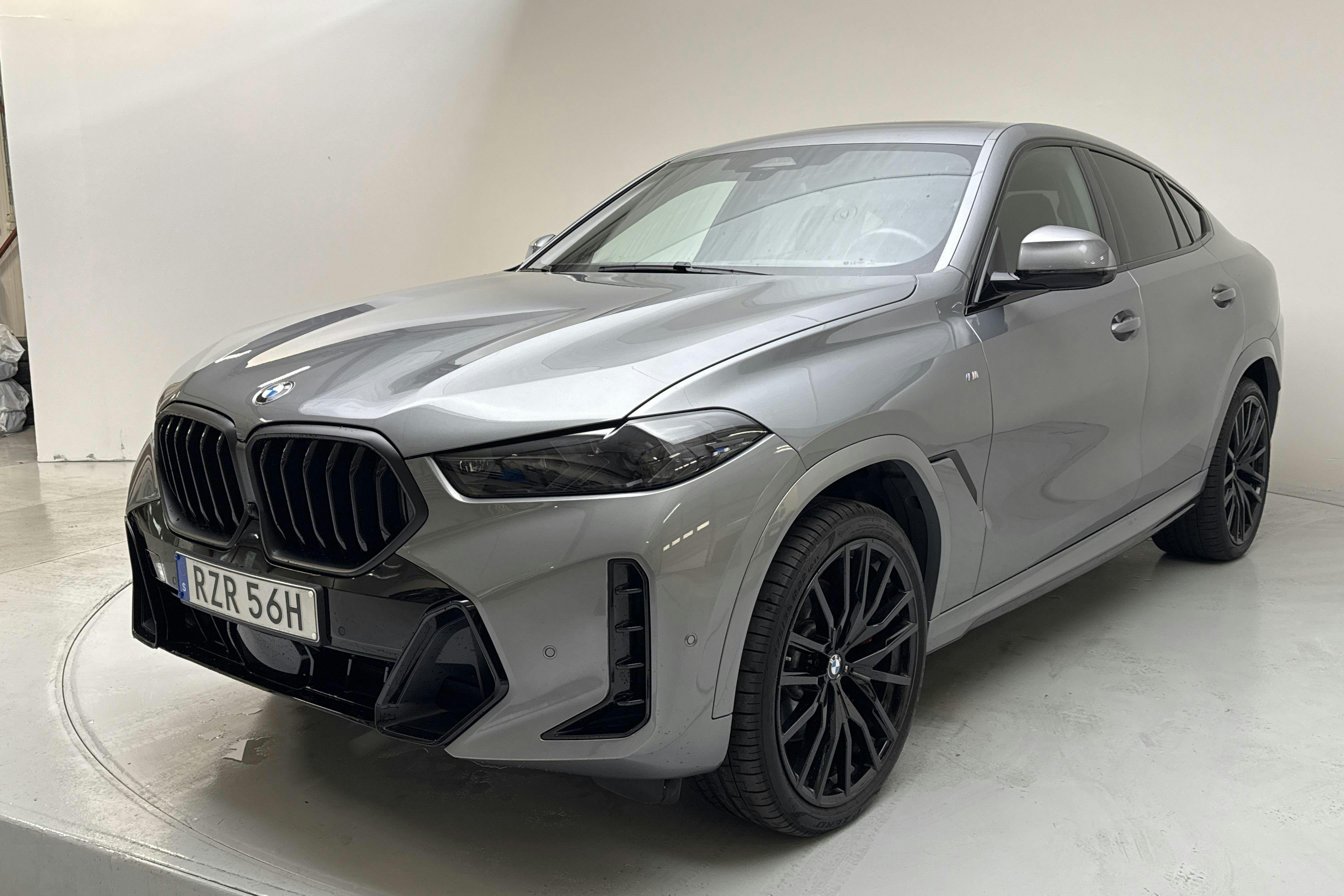 BMW X6 xDrive 30d LCI, G06 (286hk+12hk) - 1 023 mil - Automat - grå - 2024