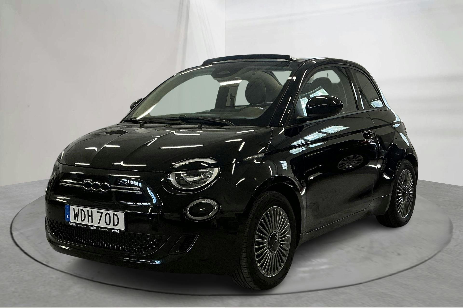 Fiat 500e Cabriolet (118hk) - 3 771 mil - Automat - svart - 2022