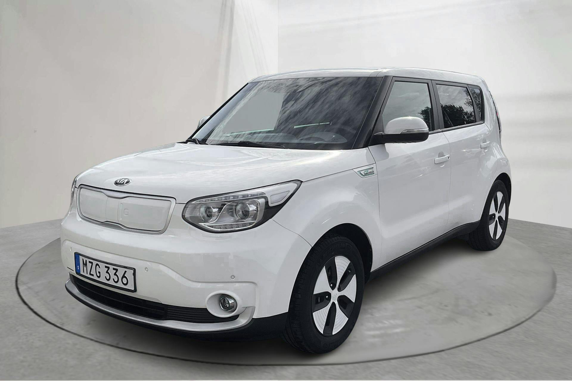 KIA Soul EV 30 kWh (110hk) - 38 060 km - Automatic - white - 2018
