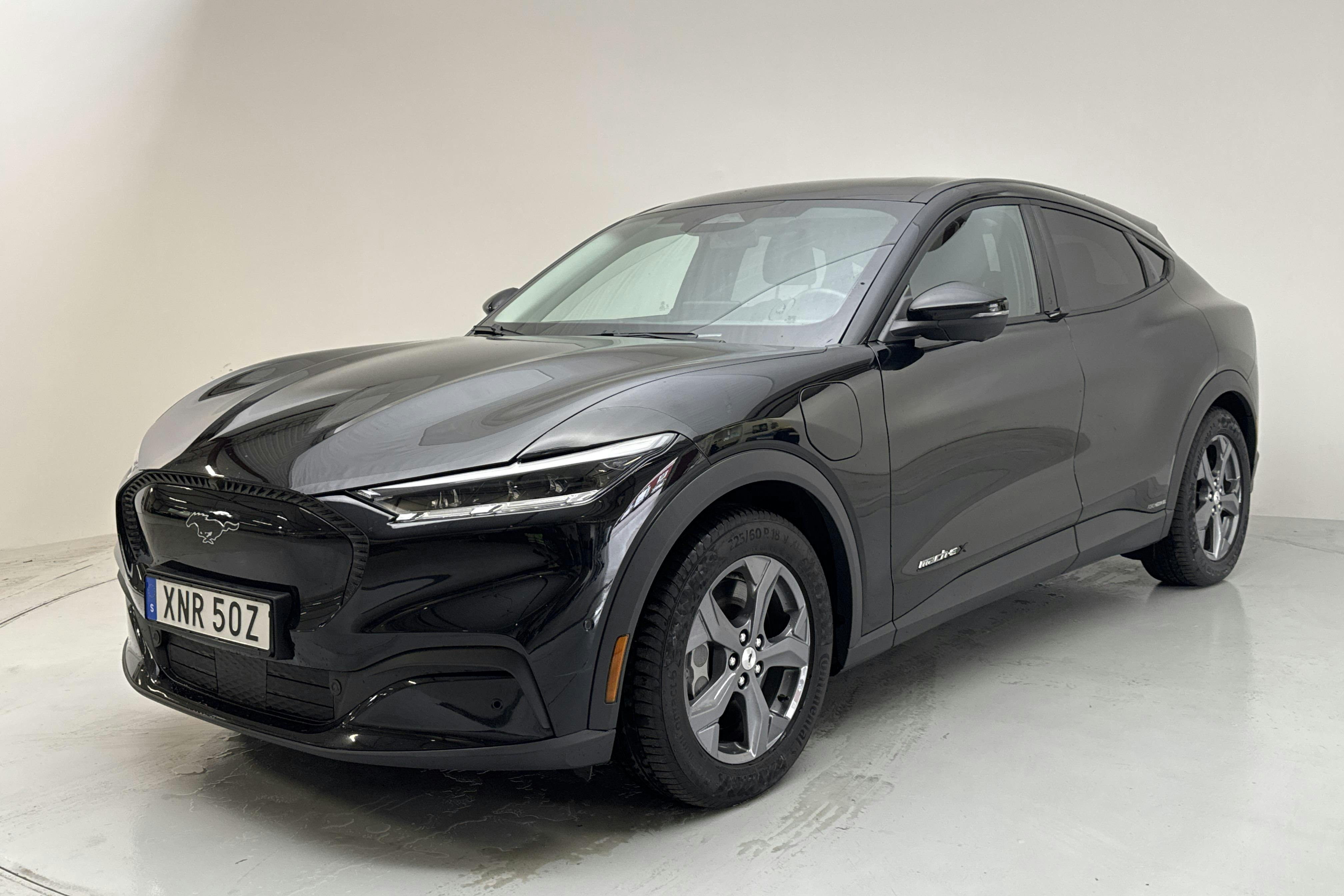 Ford Mustang Mach-E 91 kWh RWD (294hk) - 55 380 km - Automatic - black - 2022