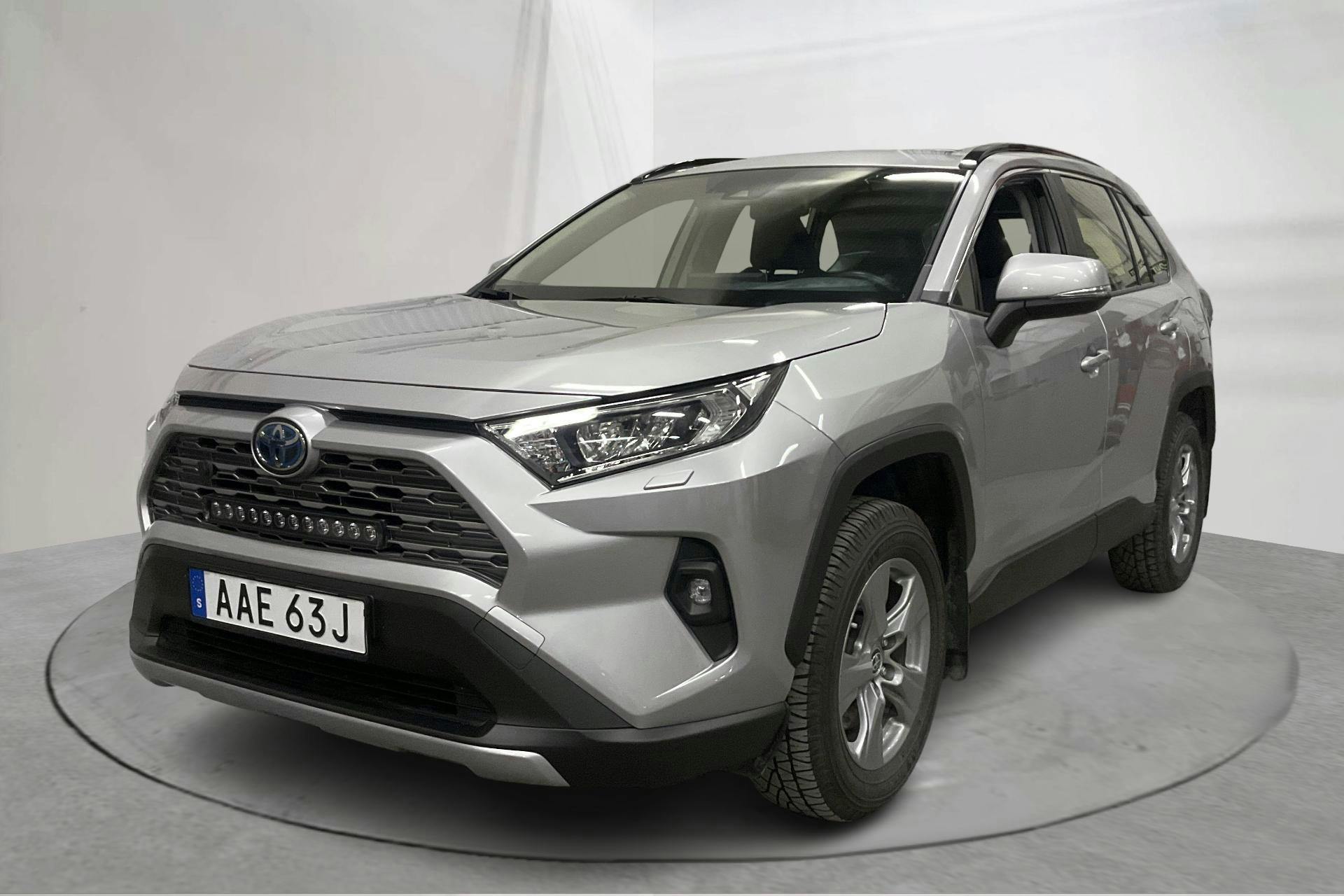 Toyota RAV4 2.5 HSD AWD (222hk) - 115 030 km - Automatyczna - srebro - 2022