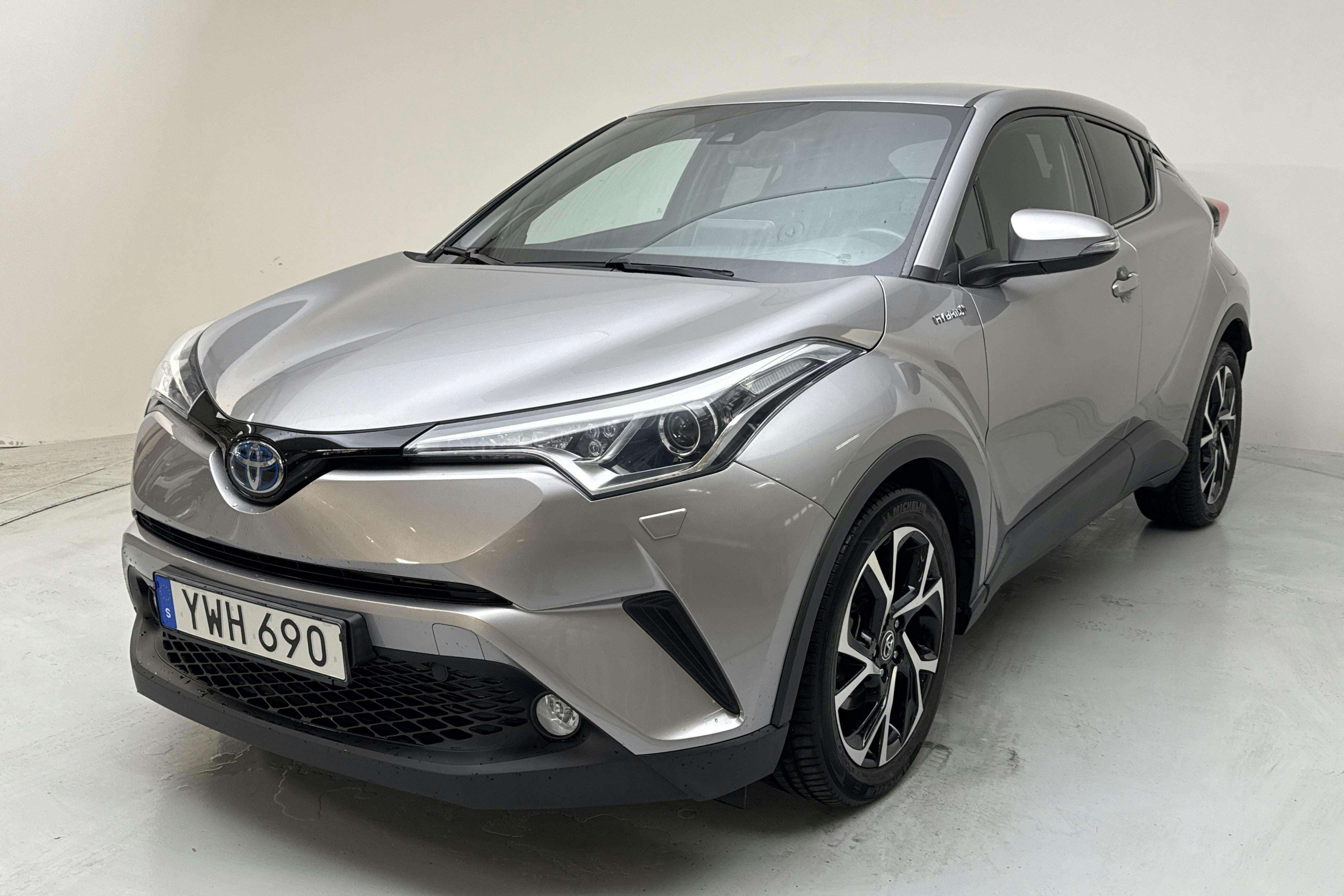 Toyota C-HR 1.8 HSD (122hk) - 53 540 km - Automatic - Dark Grey - 2019