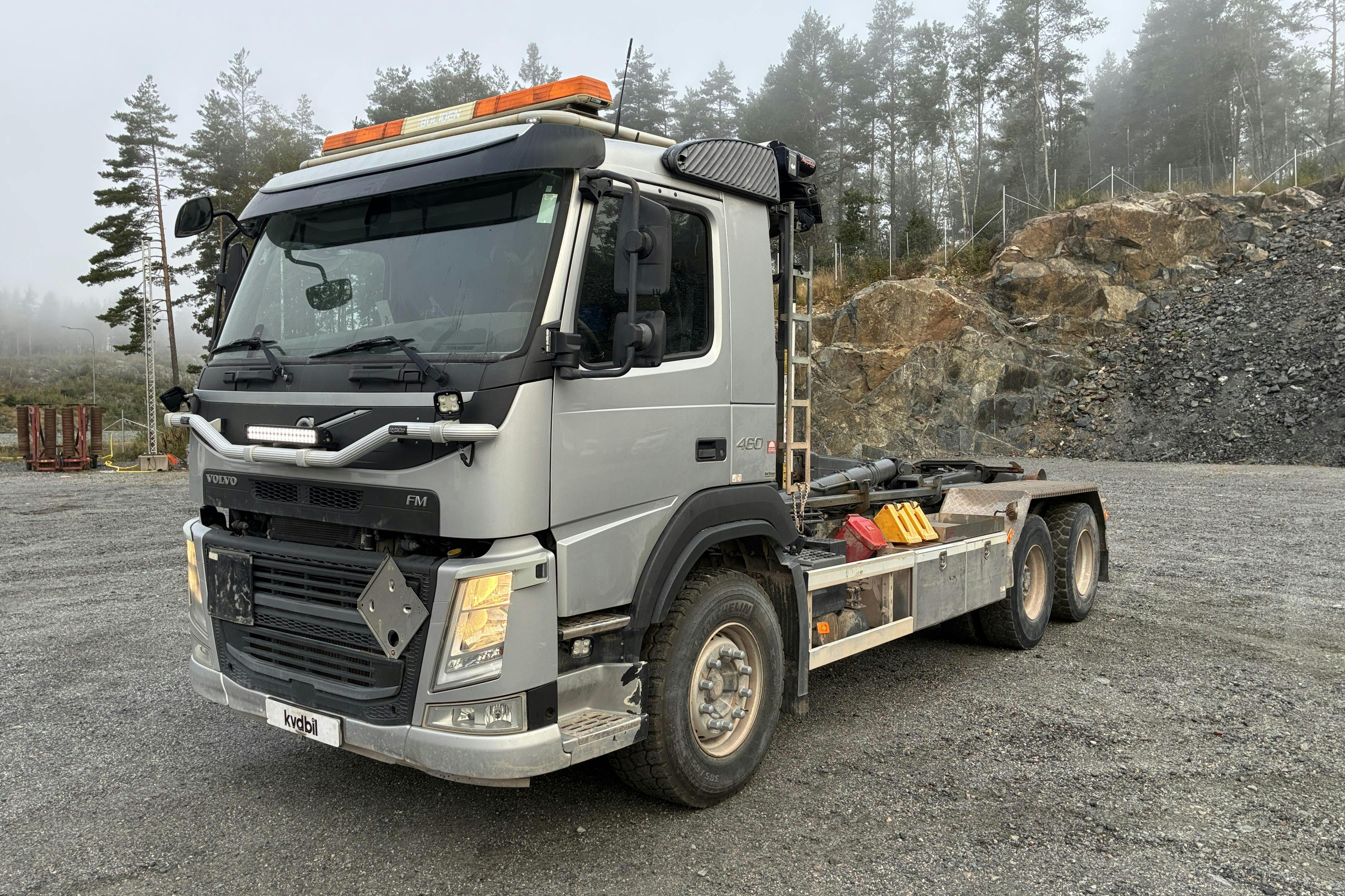 VOLVO FM460 6x2 - 81 641 km - Automat - silver - 2016