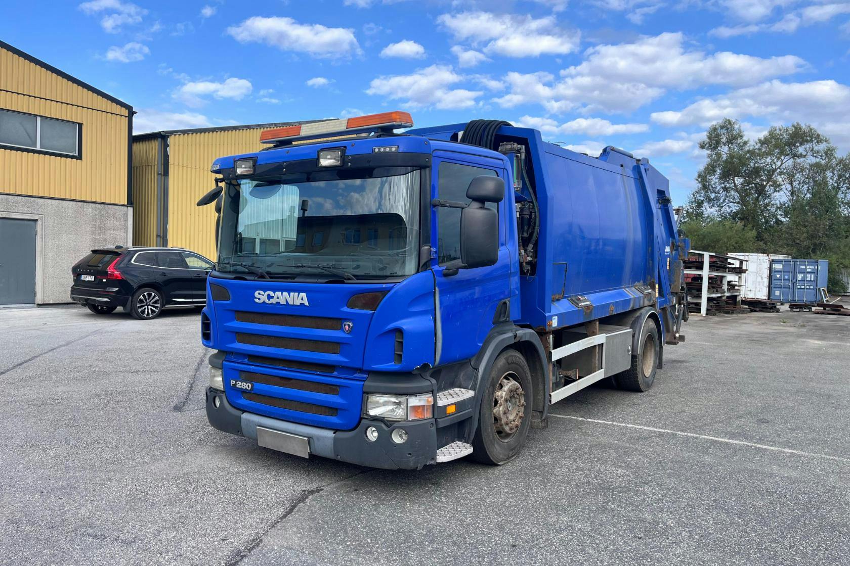 SCANIA P280 - 453 737 km - Automat - blå - 2009