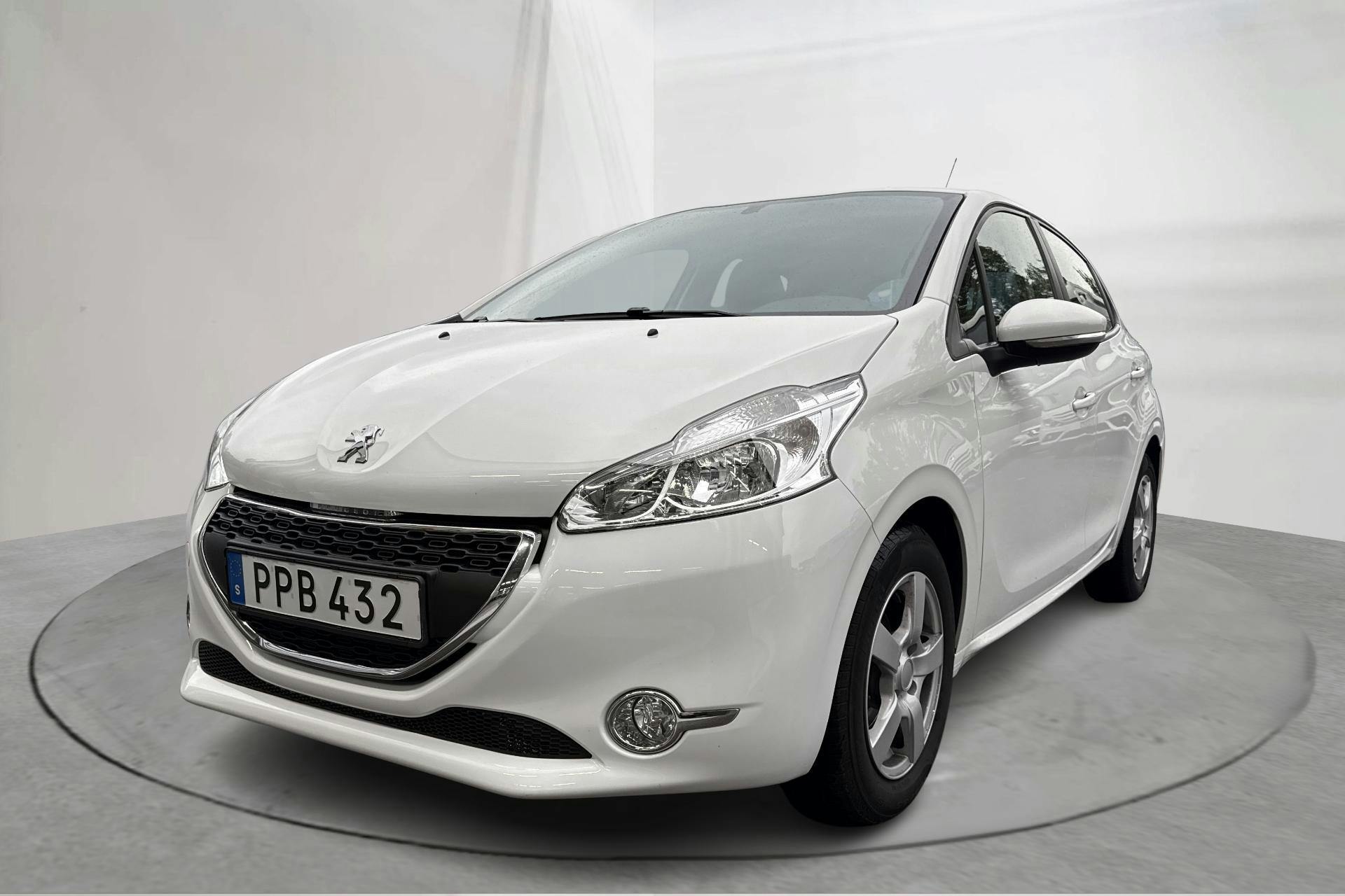 Peugeot 208 1.2 VTi 5dr (82hk) - 43 160 km - Käsitsi - valge - 2014