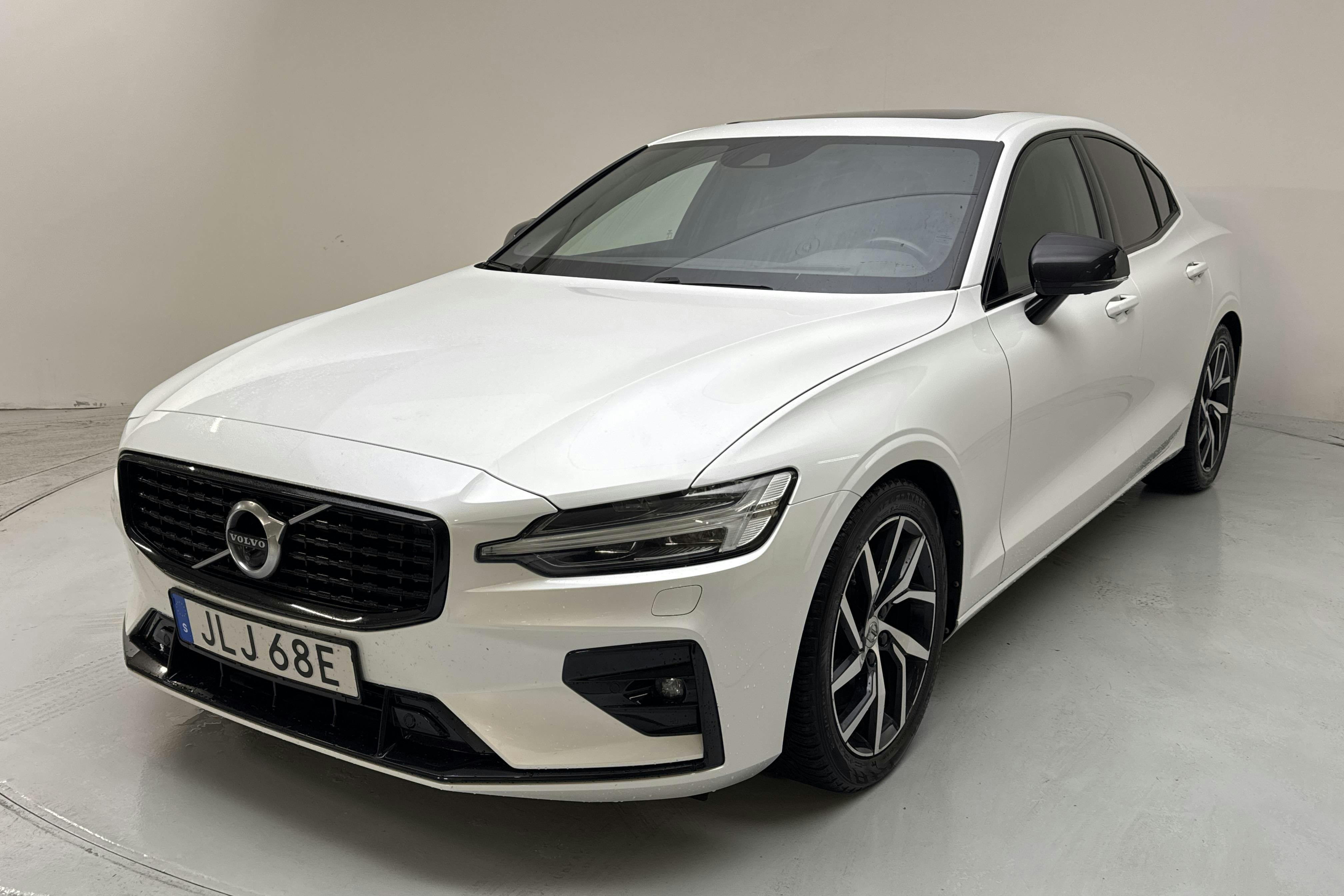 Volvo S60 B5 (250hk) - 9 409 mil - Automat - vit - 2021
