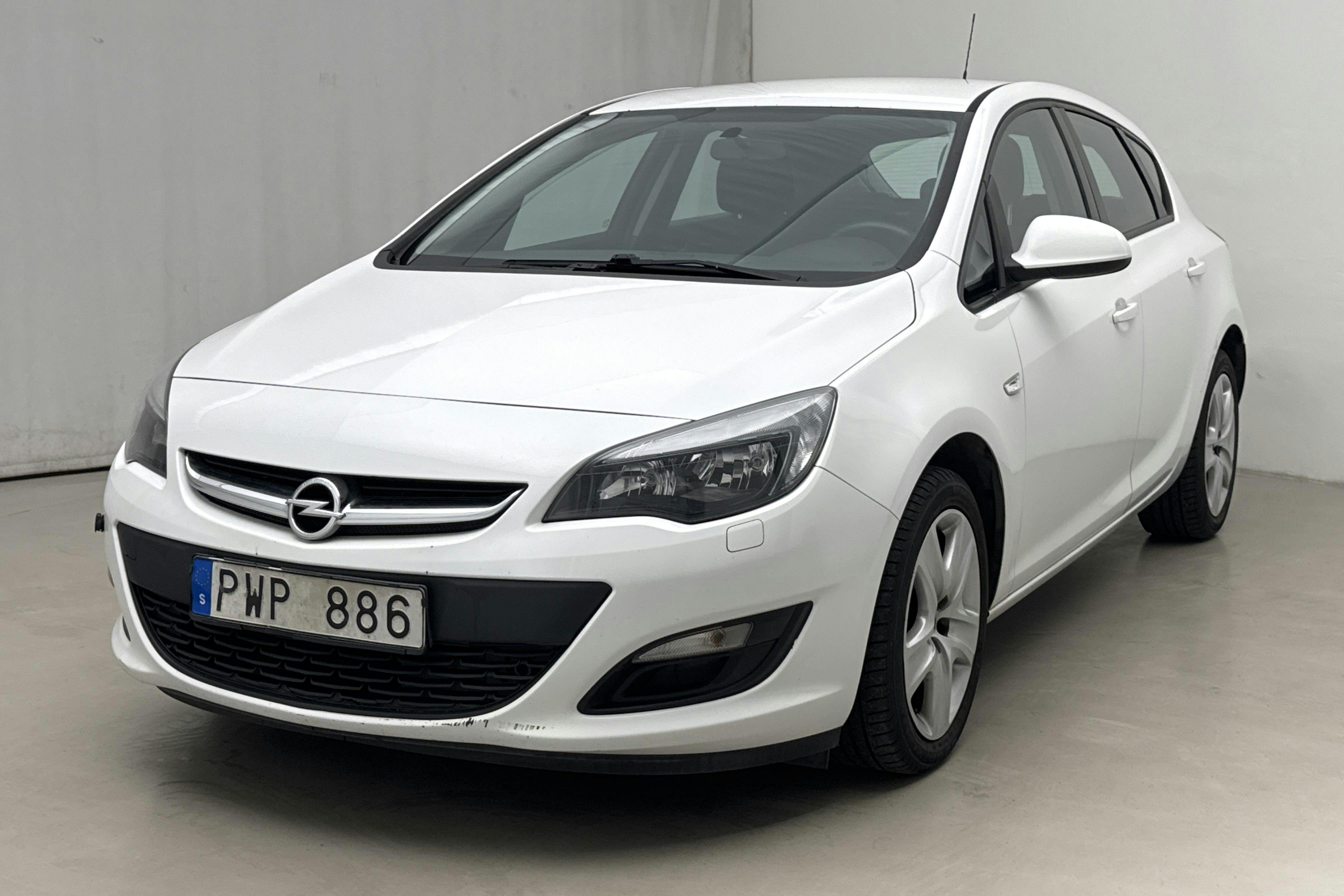 Opel Astra 1.6 ECOTEC 5dr (115hk) - 12 978 mil - Manuell - vit - 2013