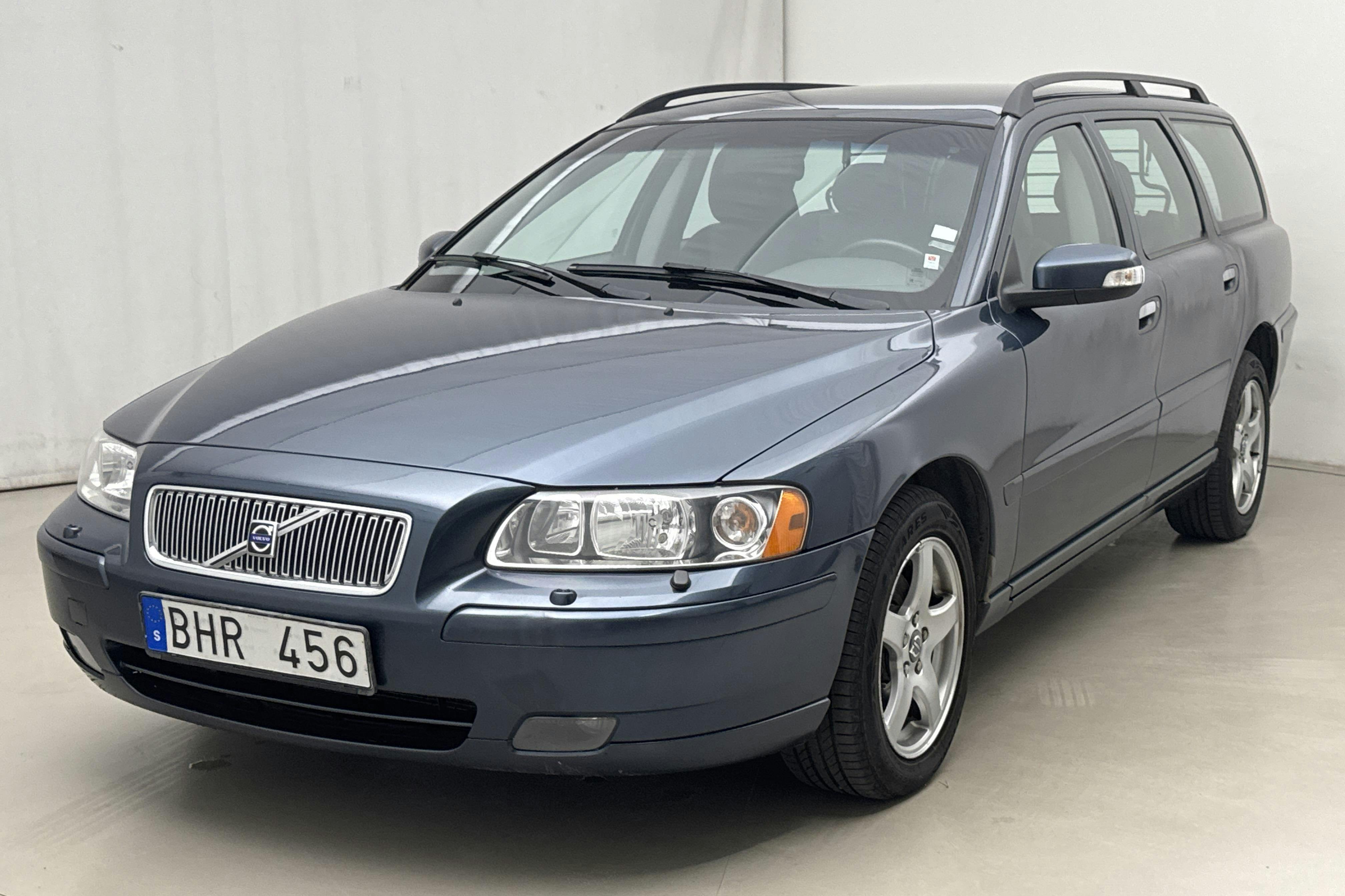 Volvo V70 2.4D (163hk) - 217 920 km - Automatic - blue - 2008