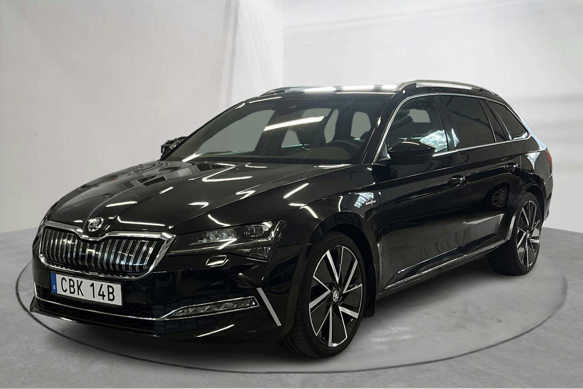 Skoda Superb 1.4 TSI PHEV Kombi (218hk) - 91 220 km - Automatic - black - 2020
