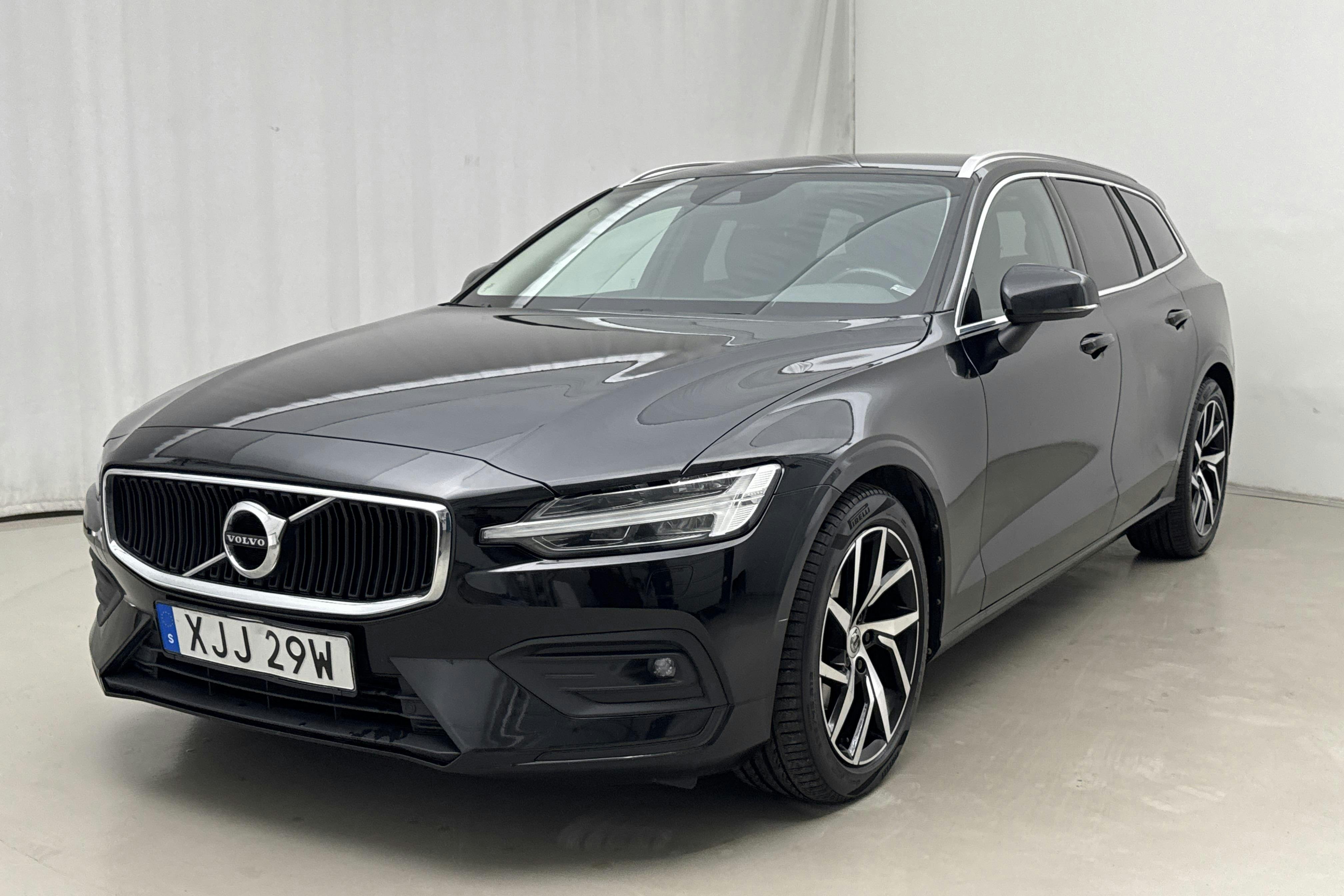 Volvo V60 D4 (190hk) - 98 530 km - Automatyczna - czarny - 2020