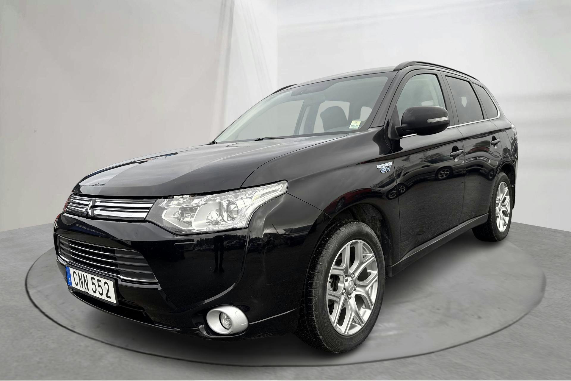 Mitsubishi Outlander 2.0 Plug-in Hybrid 4WD (121hk) - 177 350 km - Automatyczna - czarny - 2014