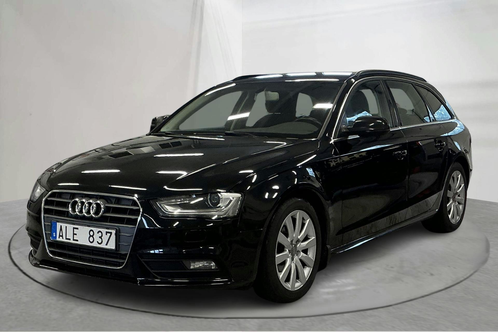 Audi A4 1.8 TFSI Avant (170hk) - 21 334 mil - Manuell - svart - 2014