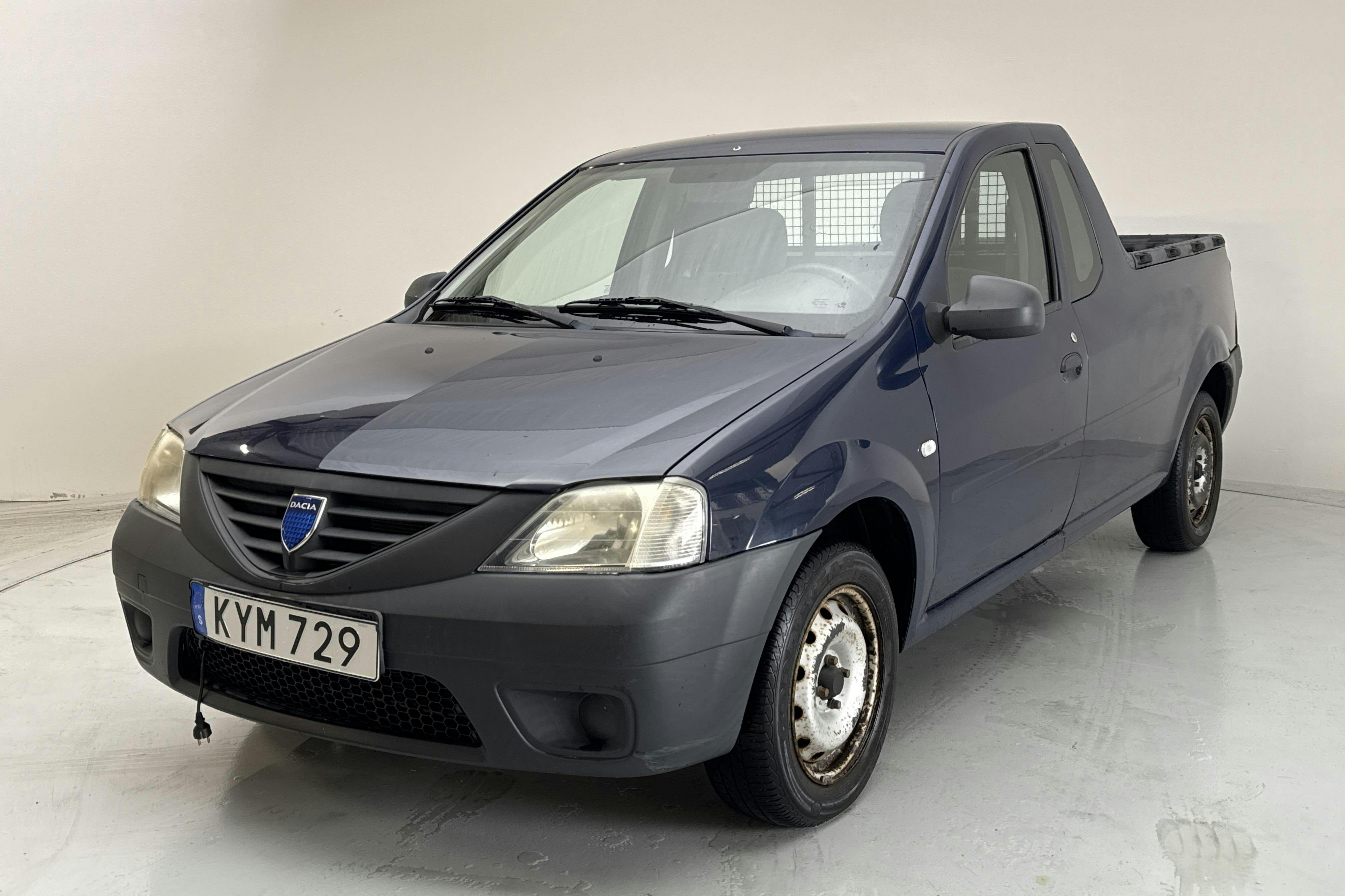 Dacia Logan 1.6 Pickup (87hk) - 4 664 mil - Manuell - blå - 2011