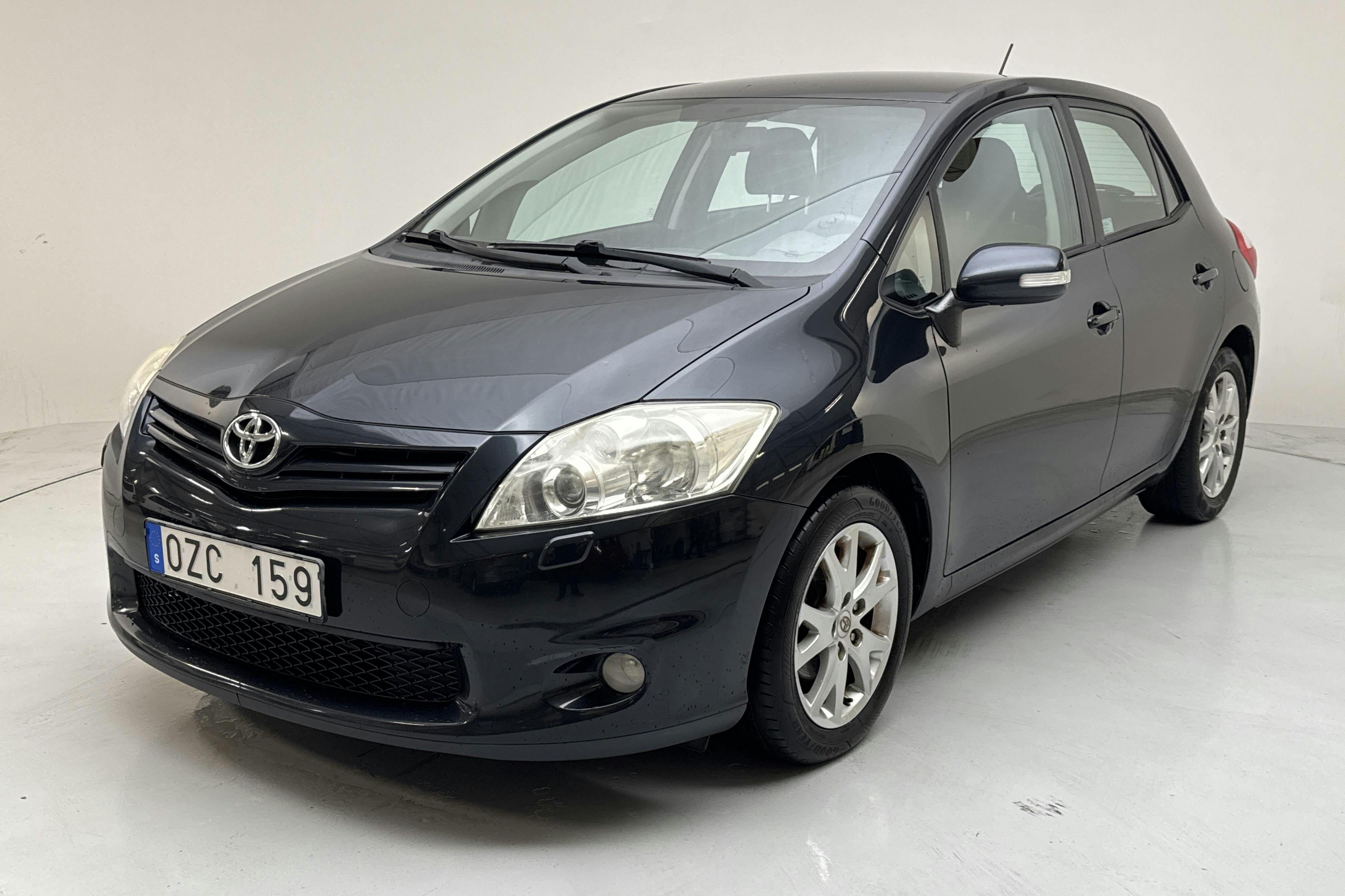 Toyota Auris 1.6 VVT-i 5dr (132hk) - 16 661 mil - Manuell - Dark Blue - 2012