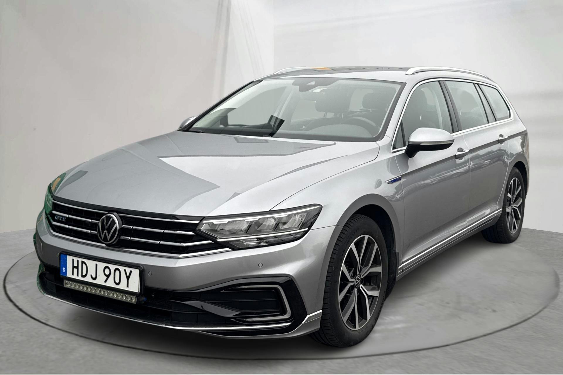 VW Passat 1.4 GTE Sportscombi (218hk) - 130 410 km - Automatyczna - srebro - 2021