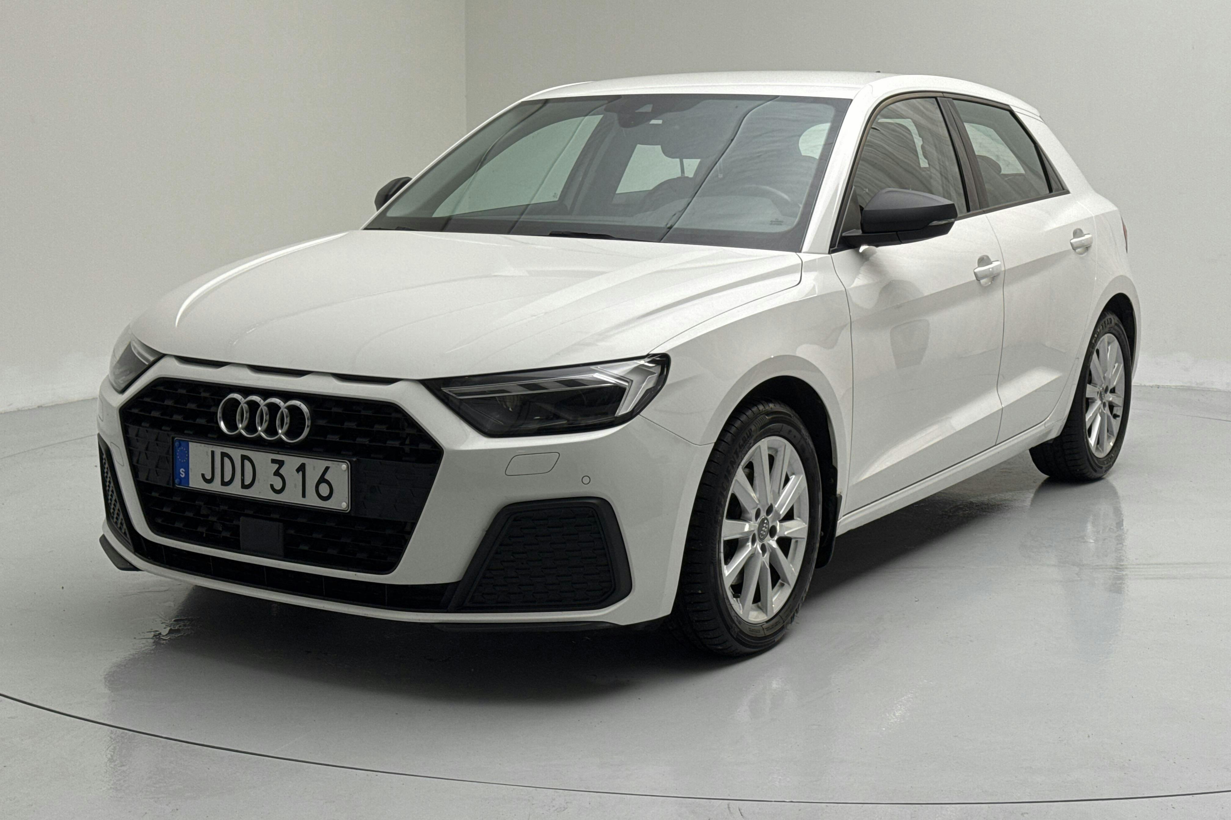 Audi A1 Sportback 30 TFSI (116hk) - 14 488 mil - Automat - vit - 2019