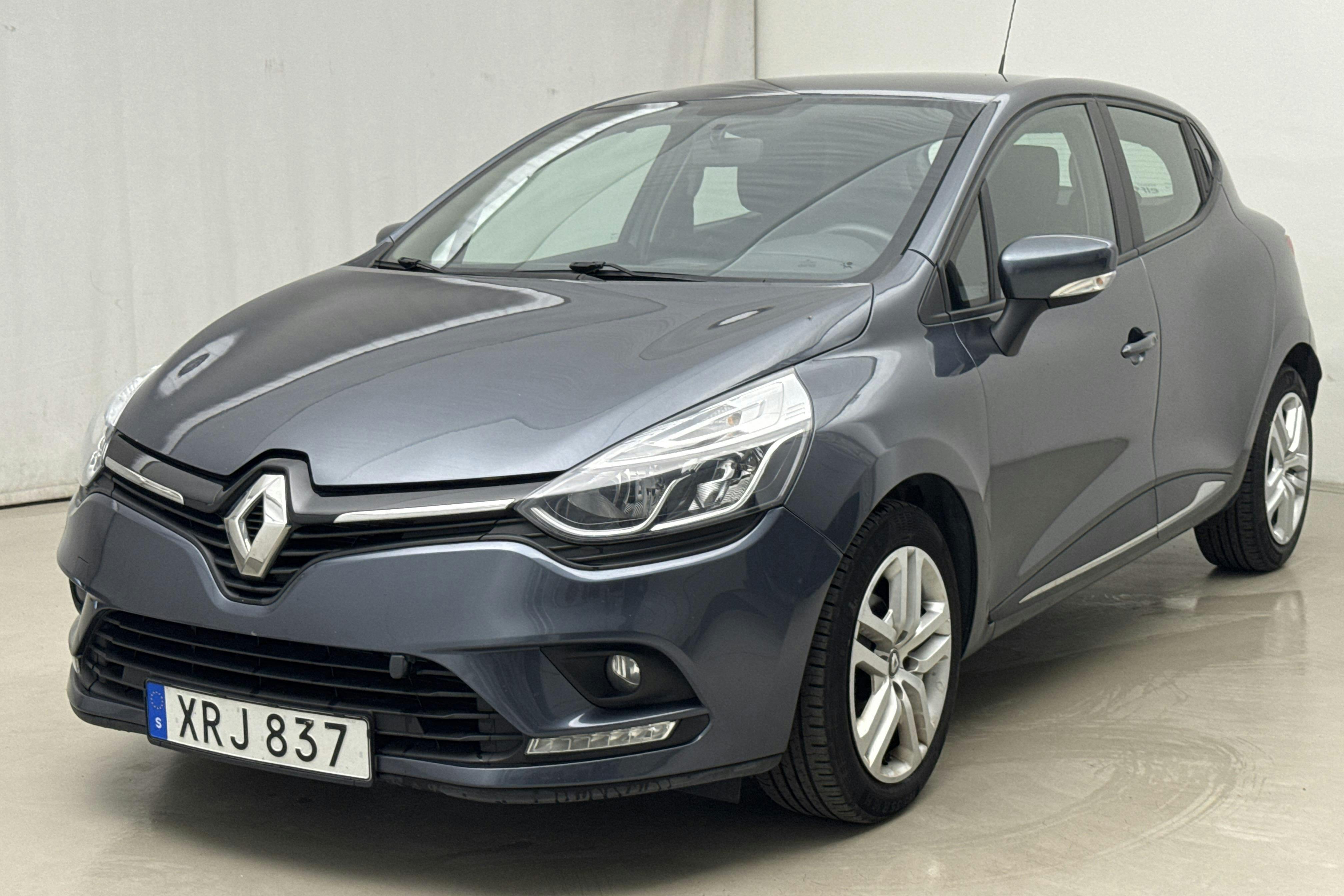 Renault Clio IV 0.9 TCe 90 5dr (90hk) - 75 100 km - Manual - gray - 2018