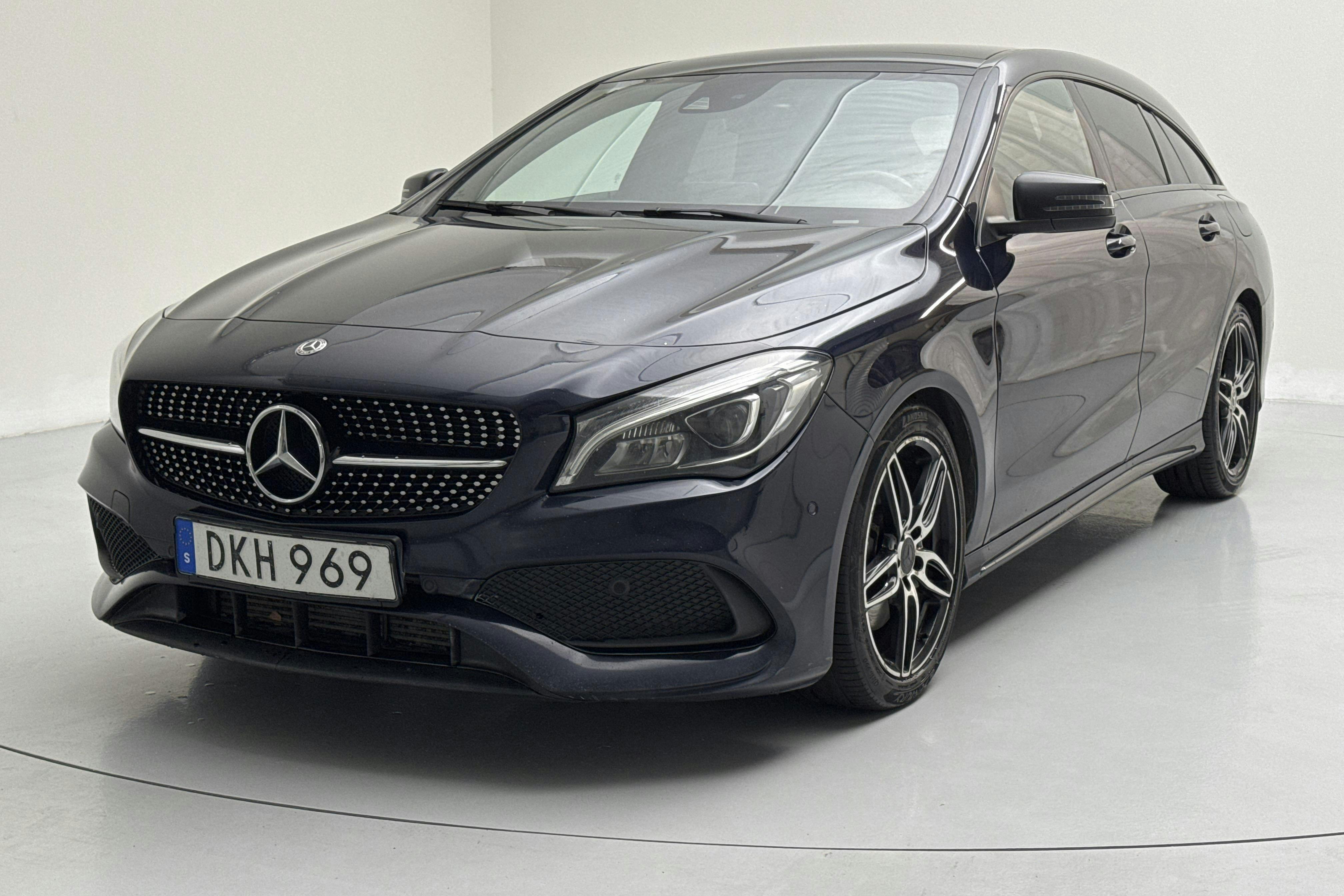 Mercedes CLA 220 d Shooting Brake X117 (177hk) - 239 310 km - Automatic - Dark Blue - 2018