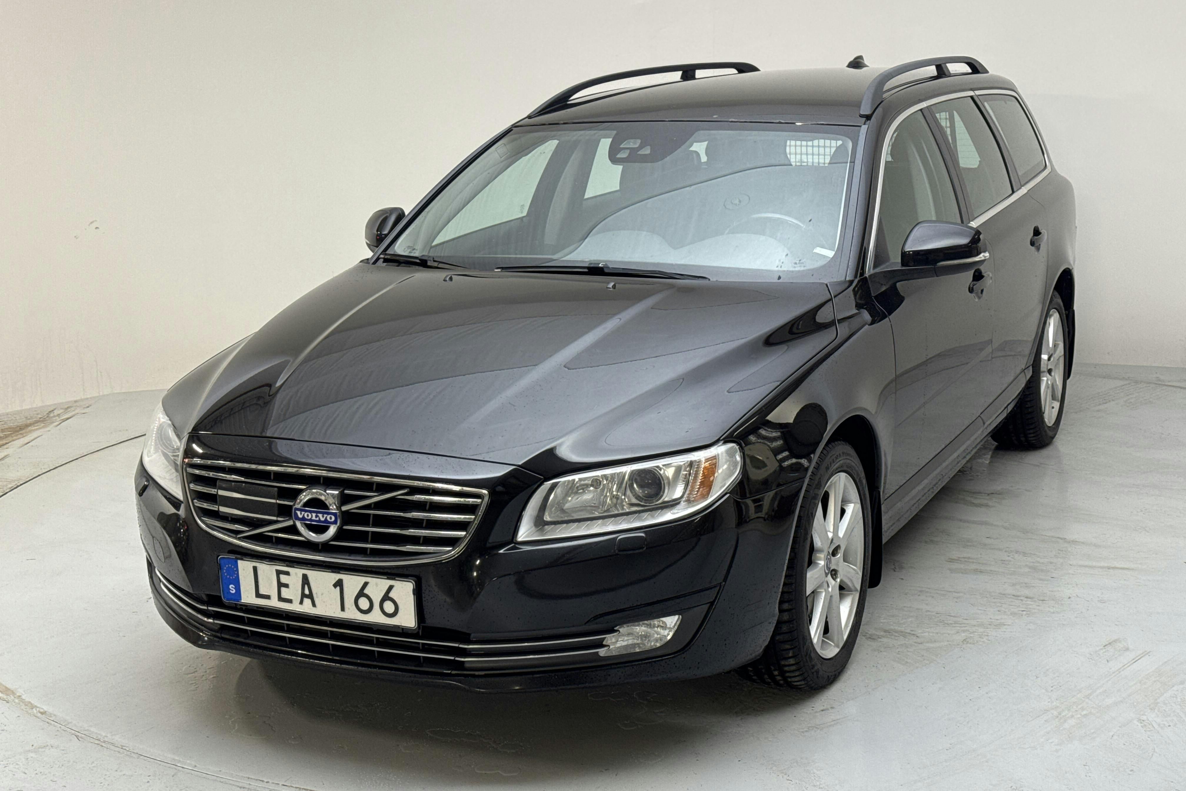Volvo V70 II D4 AWD (181hk) - 247 020 km - Automatic - black - 2016