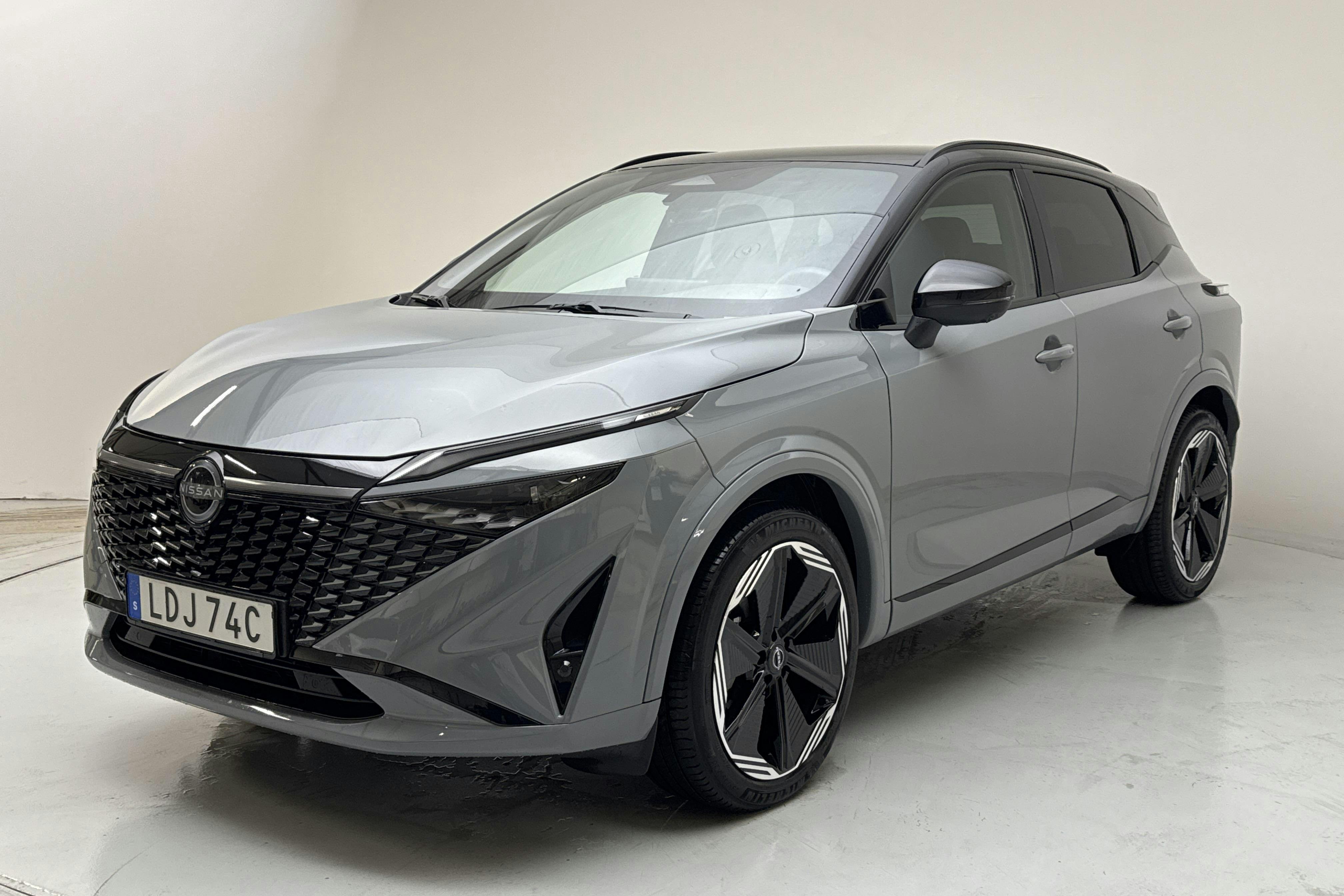 Nissan Qashqai 1.3 MHEV (158hk) - 5 420 km - Automatic - gray - 2024