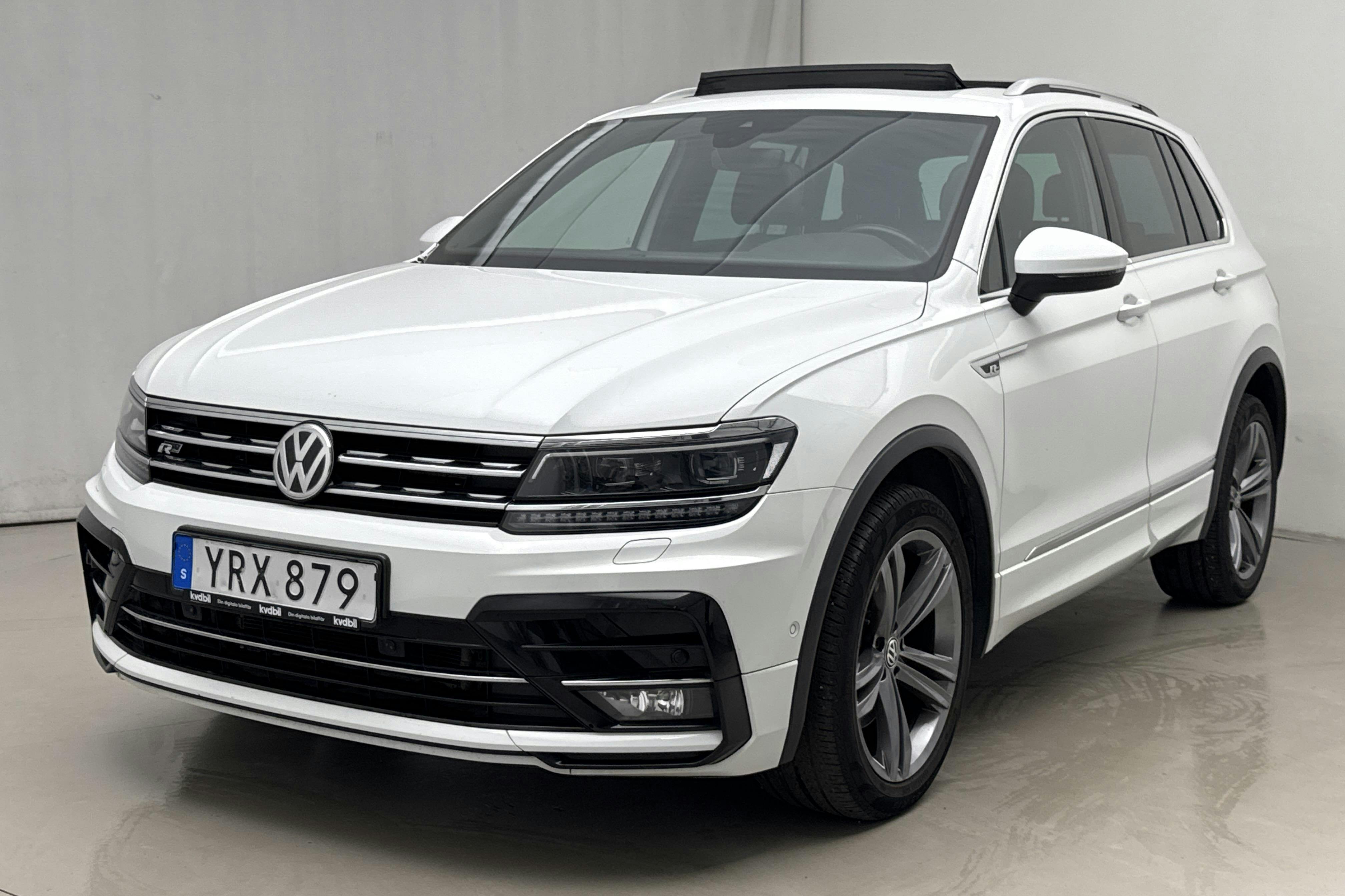 VW Tiguan 2.0 TDI 4MOTION (240hk) - 136 420 km - Automaattinen - valkoinen - 2018