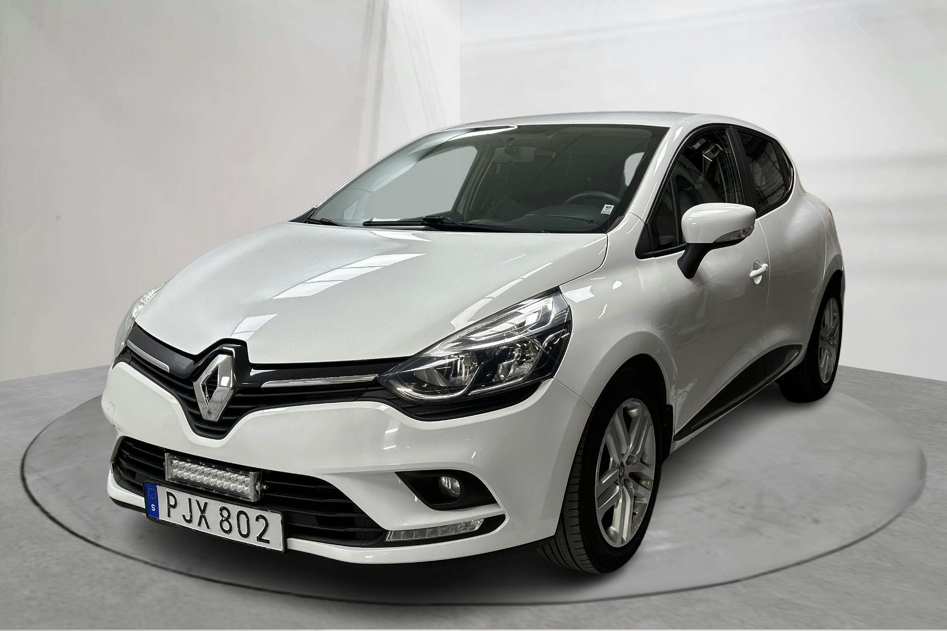 Renault Clio IV 1.5 dCi 5dr (90hk) - 123 050 km - Manualna - biały - 2017