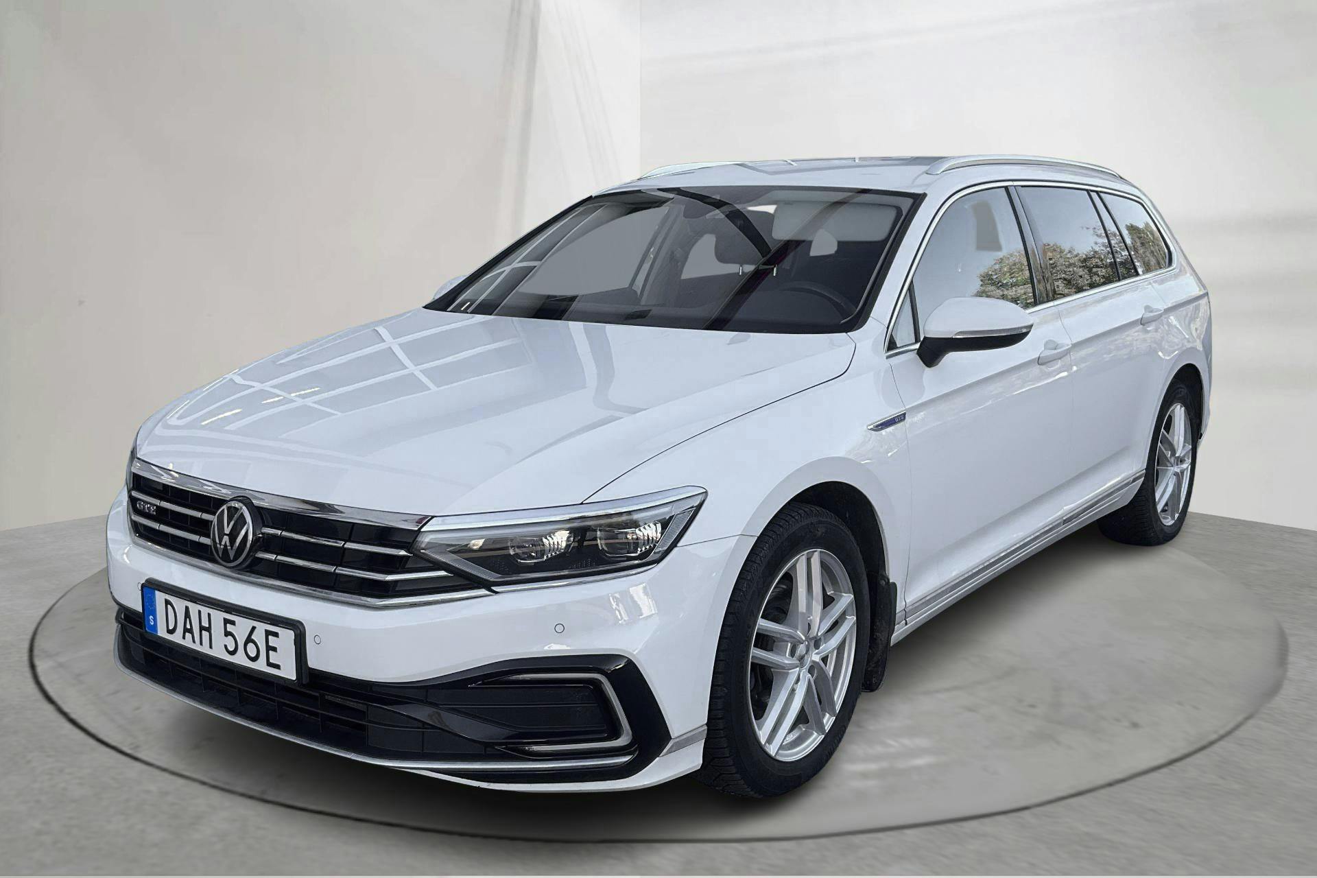 VW Passat 1.4 GTE Sportscombi (218hk) - 65 550 km - Automatic - white - 2021